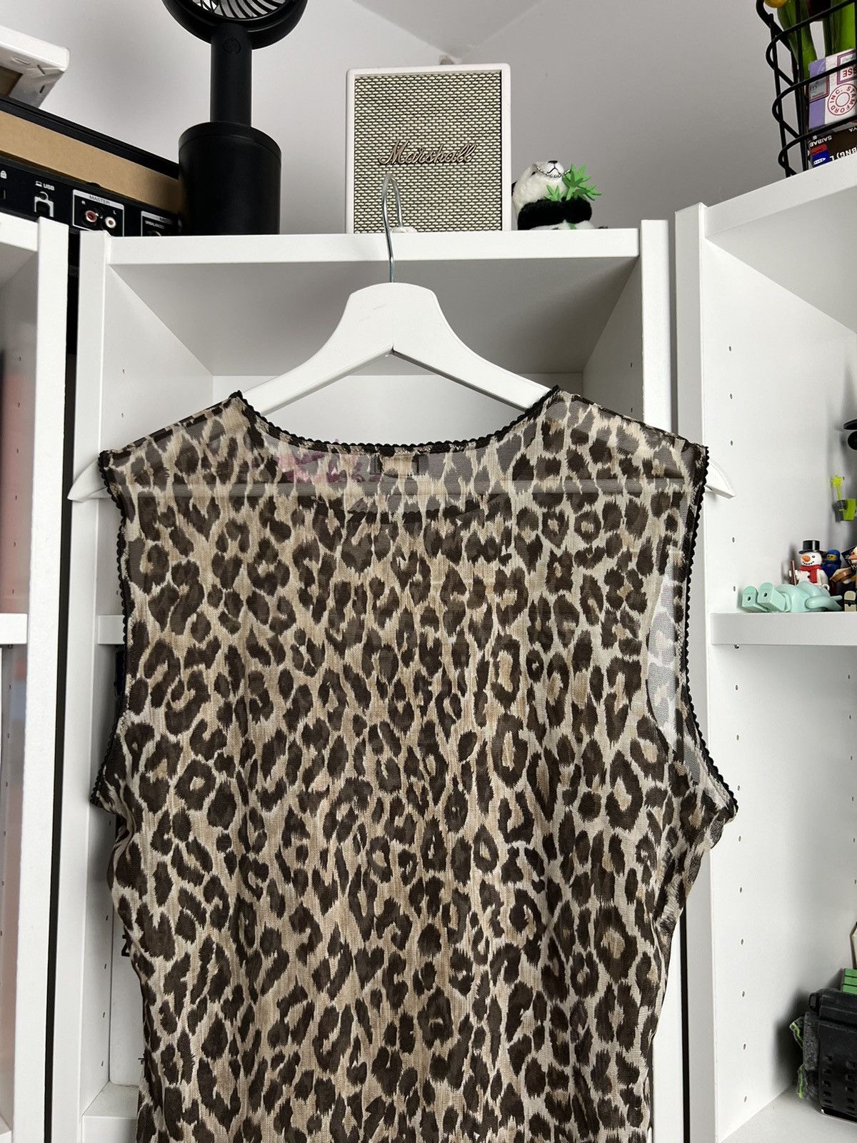 Designer × Dolce & Gabbana Vintage y2k Dolce & Gabbana Leopard print silk sleeveless top Size S / US 4 / IT 40 - 5 Thumbnail