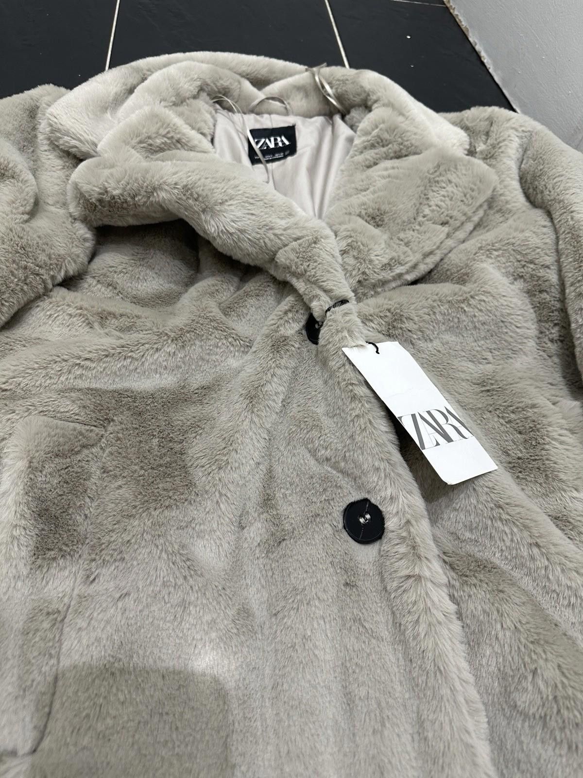 Zara ZARA faux fur coat with buttons BNWT Size S / US 4 / IT 40 - 4 Thumbnail