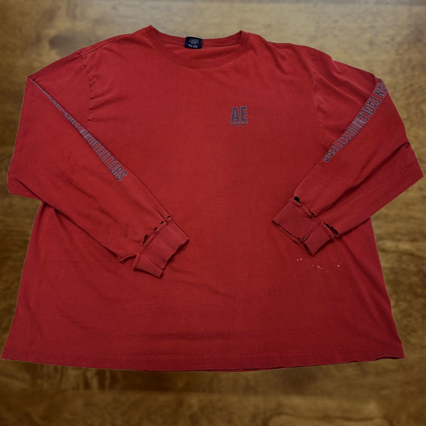 American Eagle Outfitters Y2K American Eagle Outfitters Shirt Mens XL Red AE Logo Long Sleeve Tee T-Shirt Size US XL / EU 56 / 4 - 1 Thumbnail
