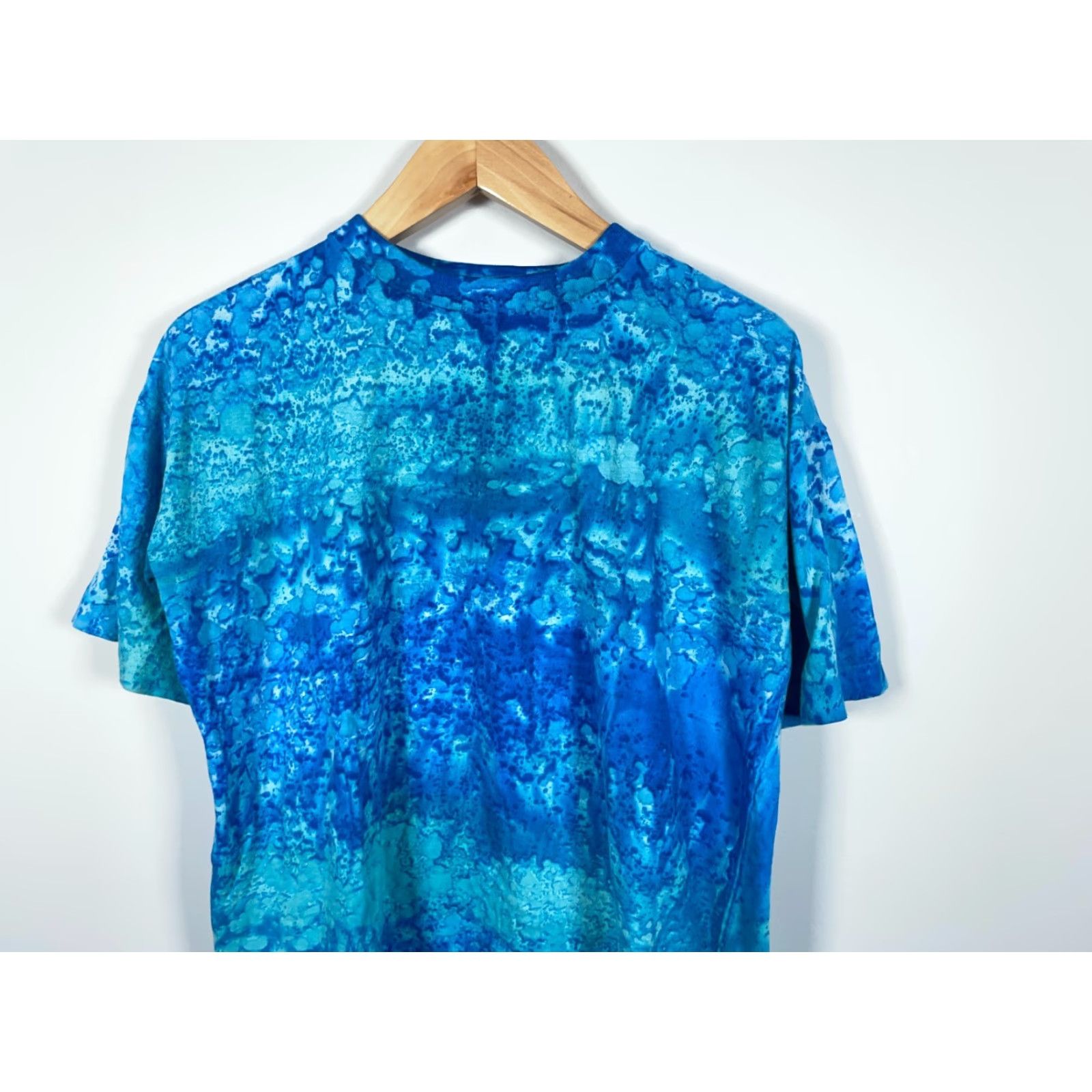 Vintage VINTAGE Bright Light T-Shirt Shirt Adult L Blue Tie Dye Geometric 90s Hippie Music Retro Short Sleeve Crew Neck 100% Cotton Single Stitch Mens Boys Size US L / EU 52-54 / 3 - 7 Thumbnail