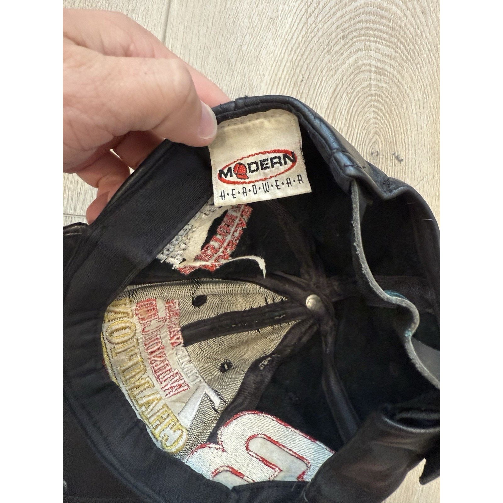 NASCAR Vintage Dale Earnhardt Hat Cap Leather Clasp Back Cap Size ONE SIZE - 4 Thumbnail