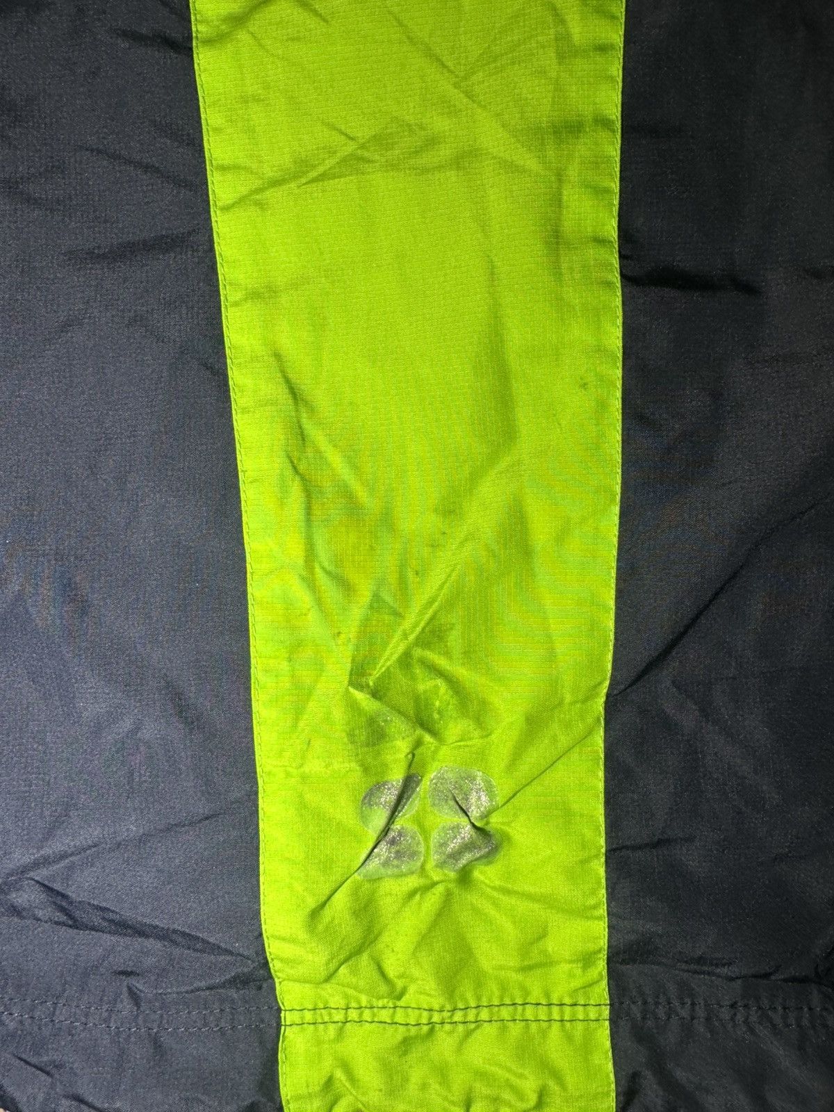 Nike vintage Nike "MMIV" lightweight nylon windbreaker jacket Size US XL / EU 56 / 4 - 4 Thumbnail