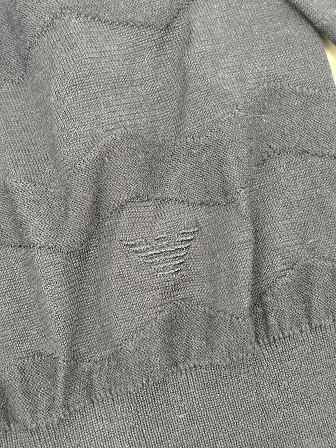 Emporio Armani AW2019 Emporio Armani Navy Zigzag Classy Sweater Size US M / EU 48-50 / 2 - 8 Thumbnail