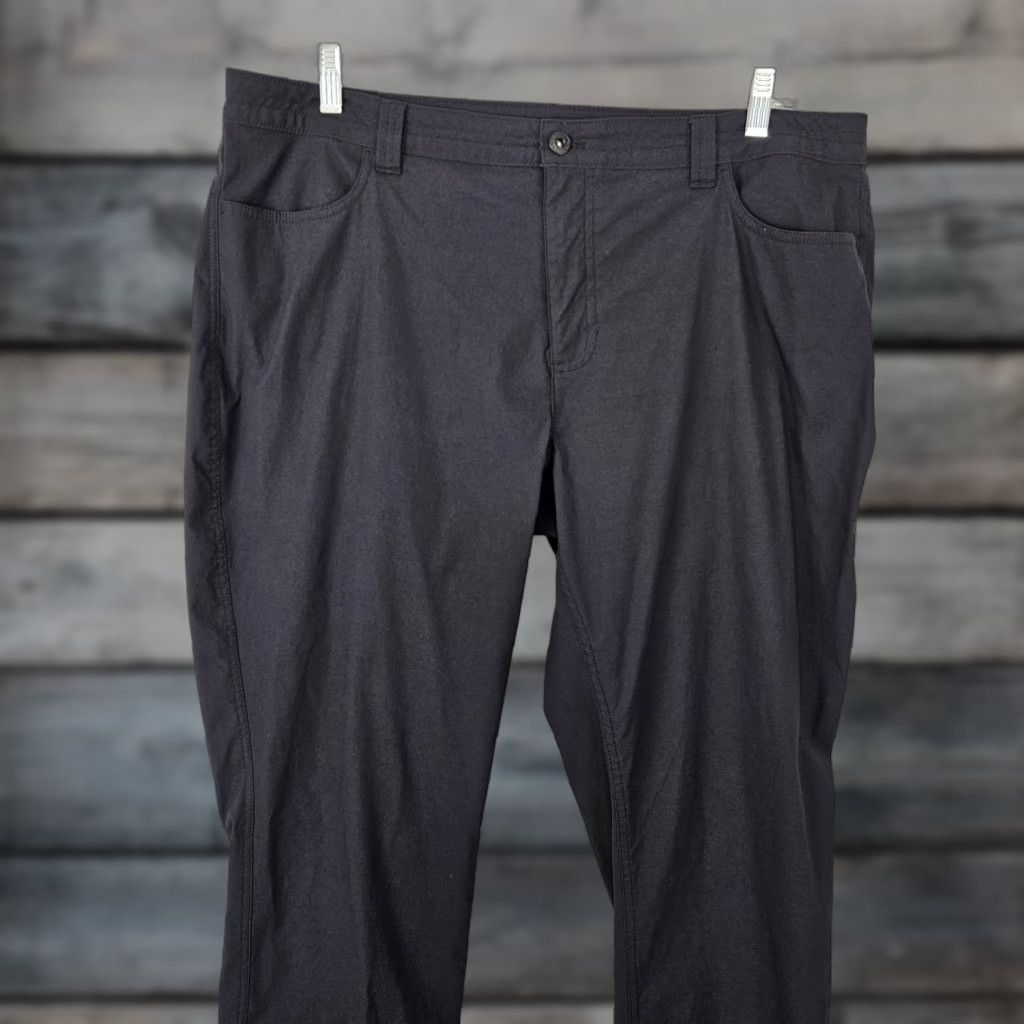 Eddie Bauer Eddie Bauer Womens Pants Sz 18 Solid Black High Rise Nylon Blend Size 40" / US 18 - 1 Thumbnail