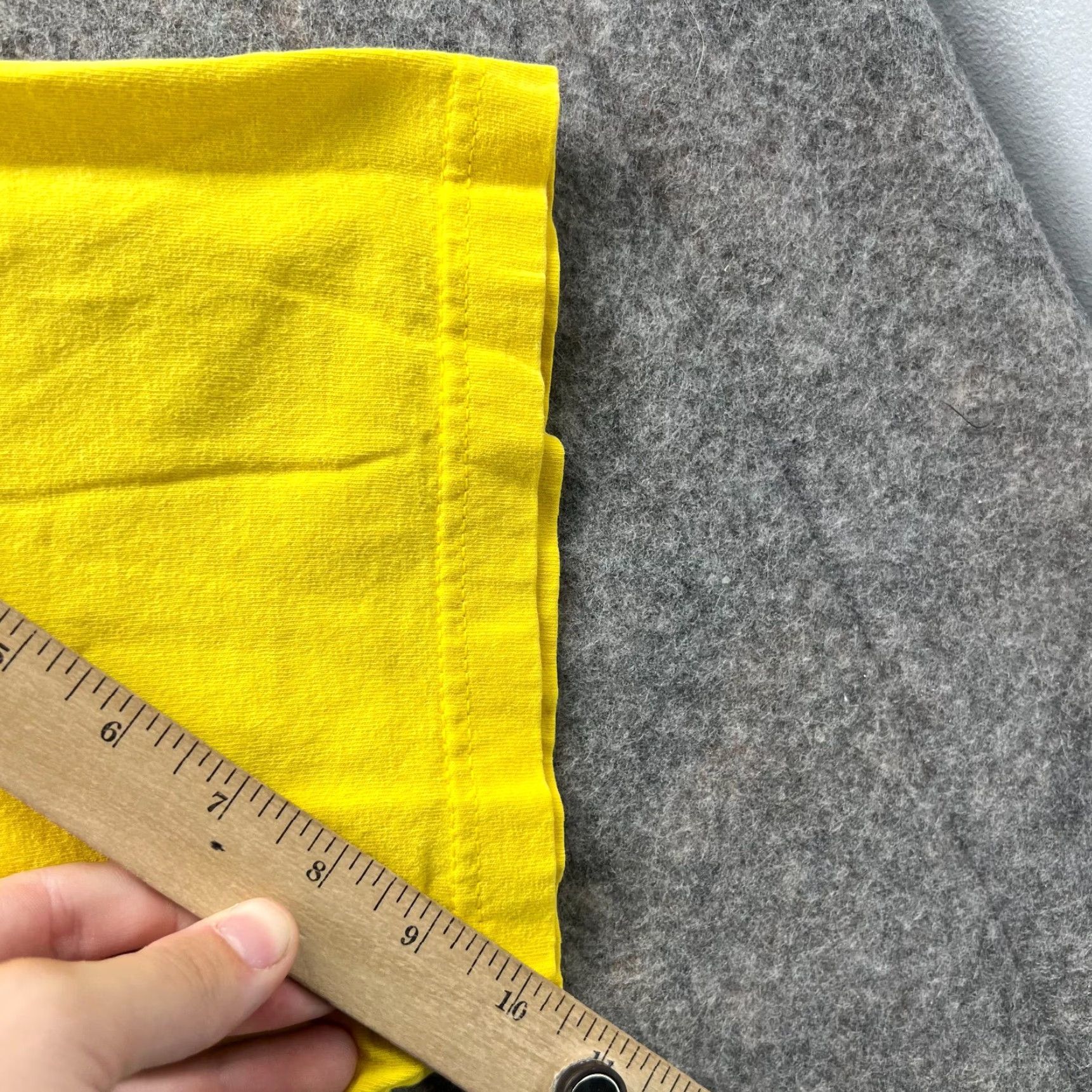 Harley Davidson VINTAGE Harley-Davidson Shirt Mens 2XL Yellow Crewneck Jamaica Y2K Logo T-Shirt Size US XXL / EU 58 / 5 - 6 Thumbnail