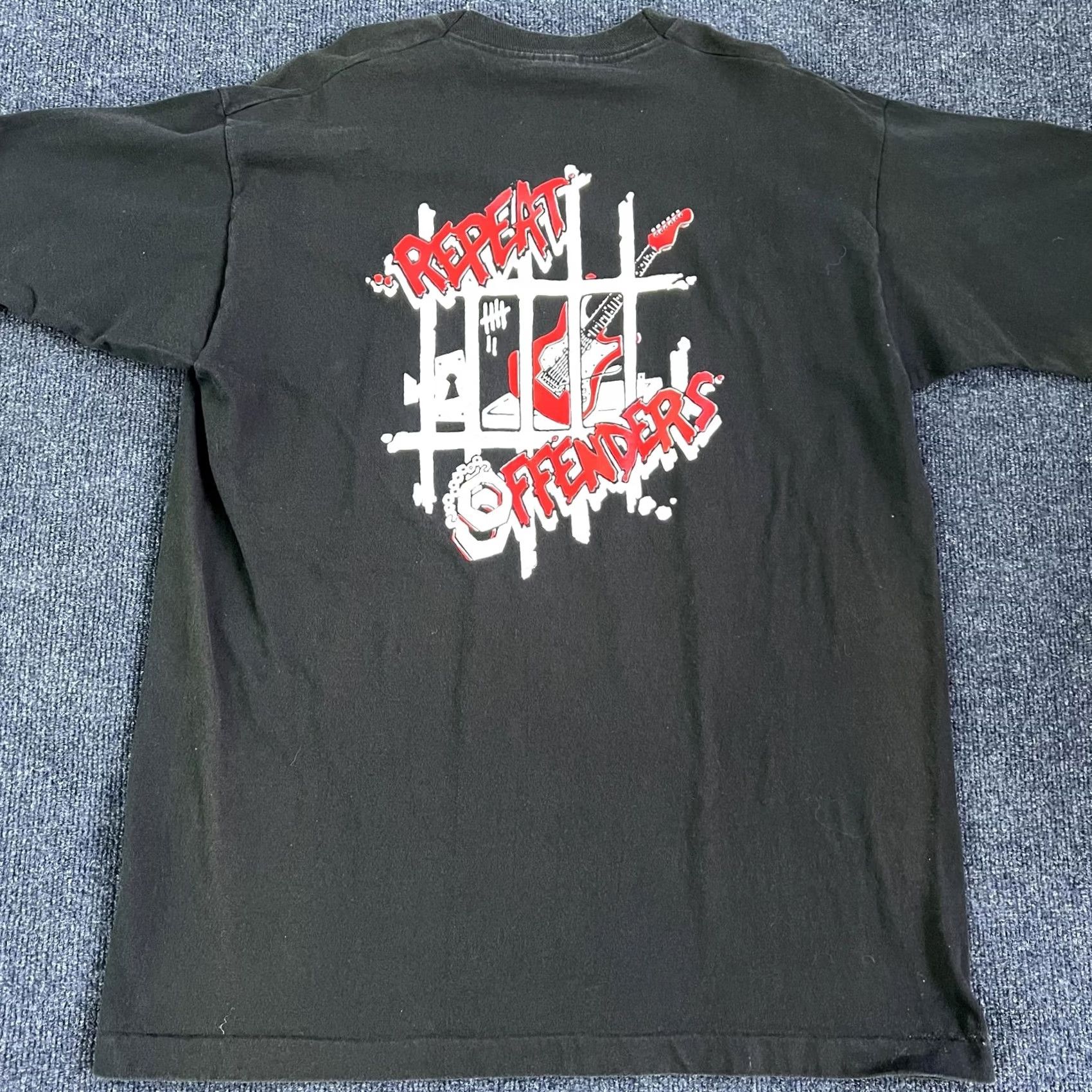 Fruit Of The Loom Vintage Repeat Offenders Shirt Mens XL Black Band Graphic Fruit Of The Loom 90s Size US XL / EU 56 / 4 - 3 Thumbnail
