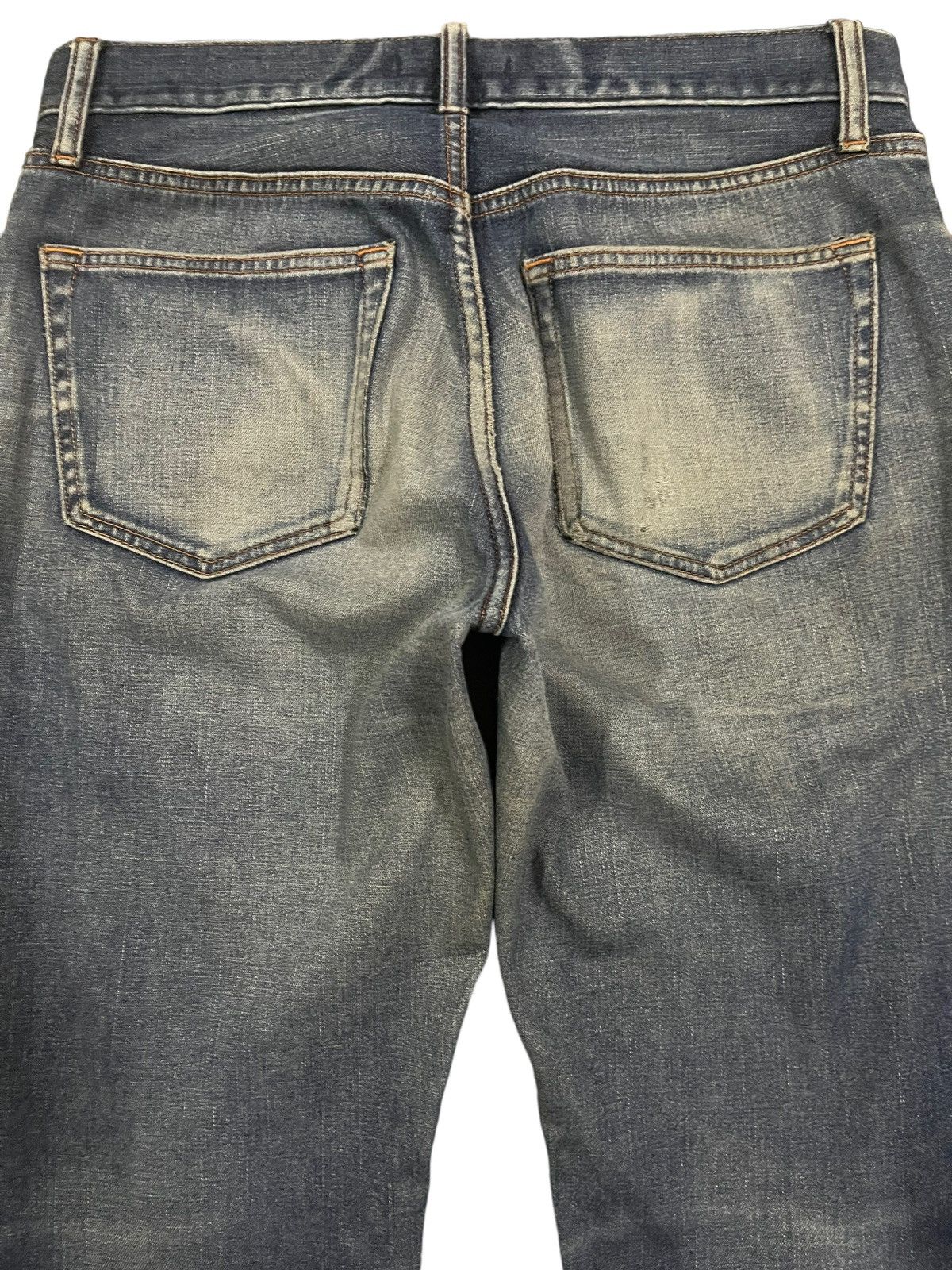 Uniqlo Vintage Japanese Uniqlo Blue Wash Style Distress Baggy Jeans Size US 31 - 4 Thumbnail
