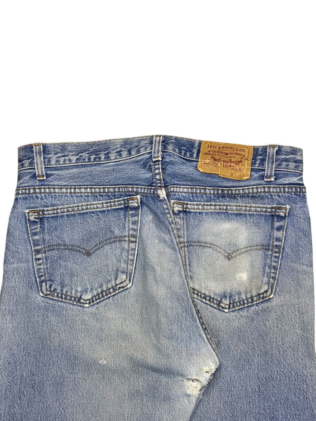 Levi's Vintage 90s Levis 501xx Faded Wash Distress Loose Jeans Size US 33 - 9 Thumbnail