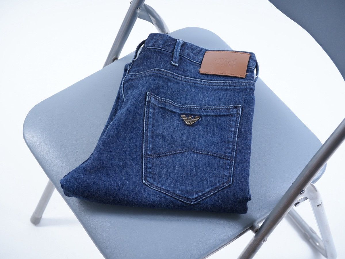 Armani Armani Jeans Metal Logo Blue Denim Slim fit w31 Size US 31 - 1 Thumbnail
