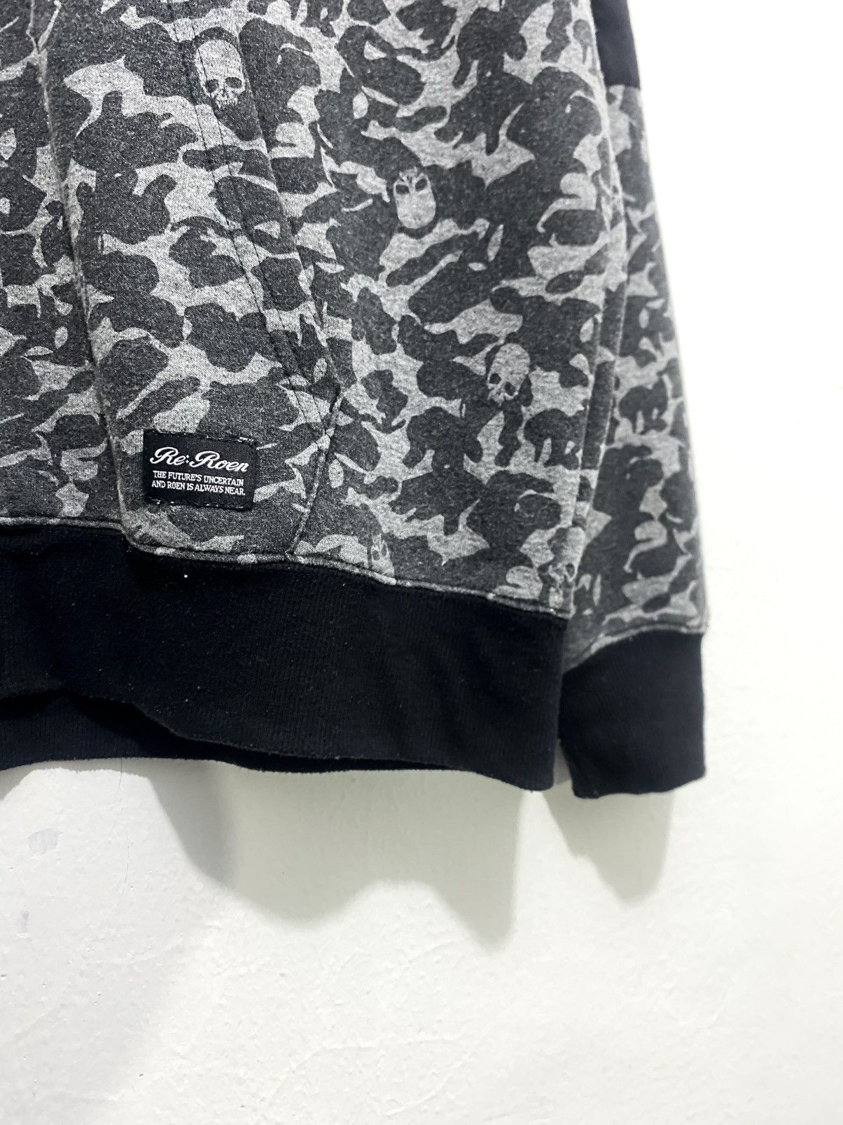 Roen Roen Hoodie Zipper Camo Skull Japanese Brand Size US XL / EU 56 / 4 - 3 Thumbnail