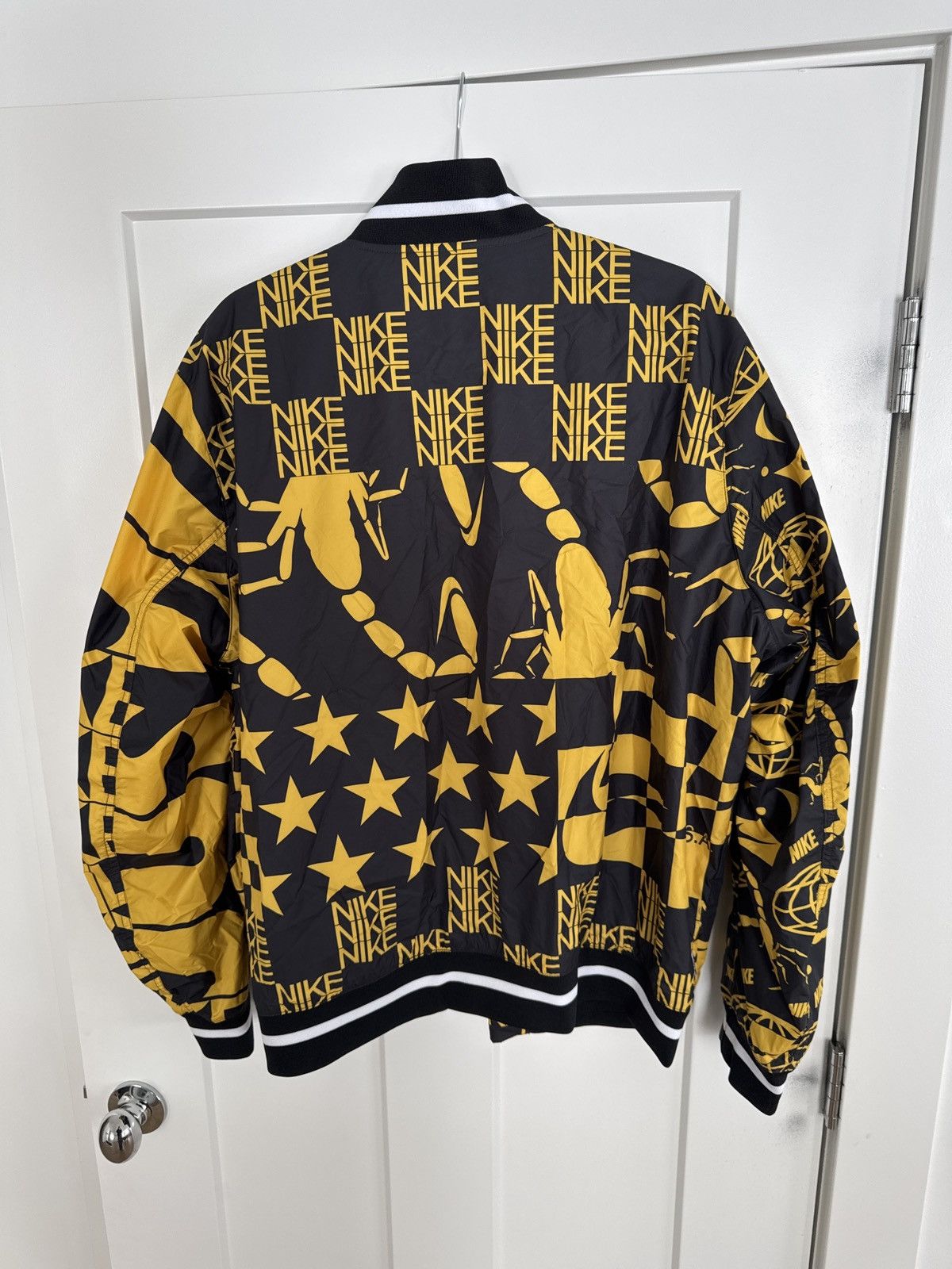 Nike Nike Sportswear Scorpion All Over Print Jacket Size US XL / EU 56 / 4 - 3 Thumbnail