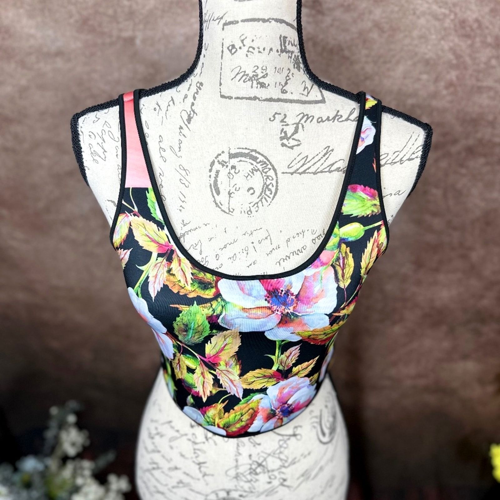 Clover Canyon Clover Canyon Reversible Botanical Wave Crop top - size M Size M / US 6-8 / IT 42-44 - 6 Thumbnail
