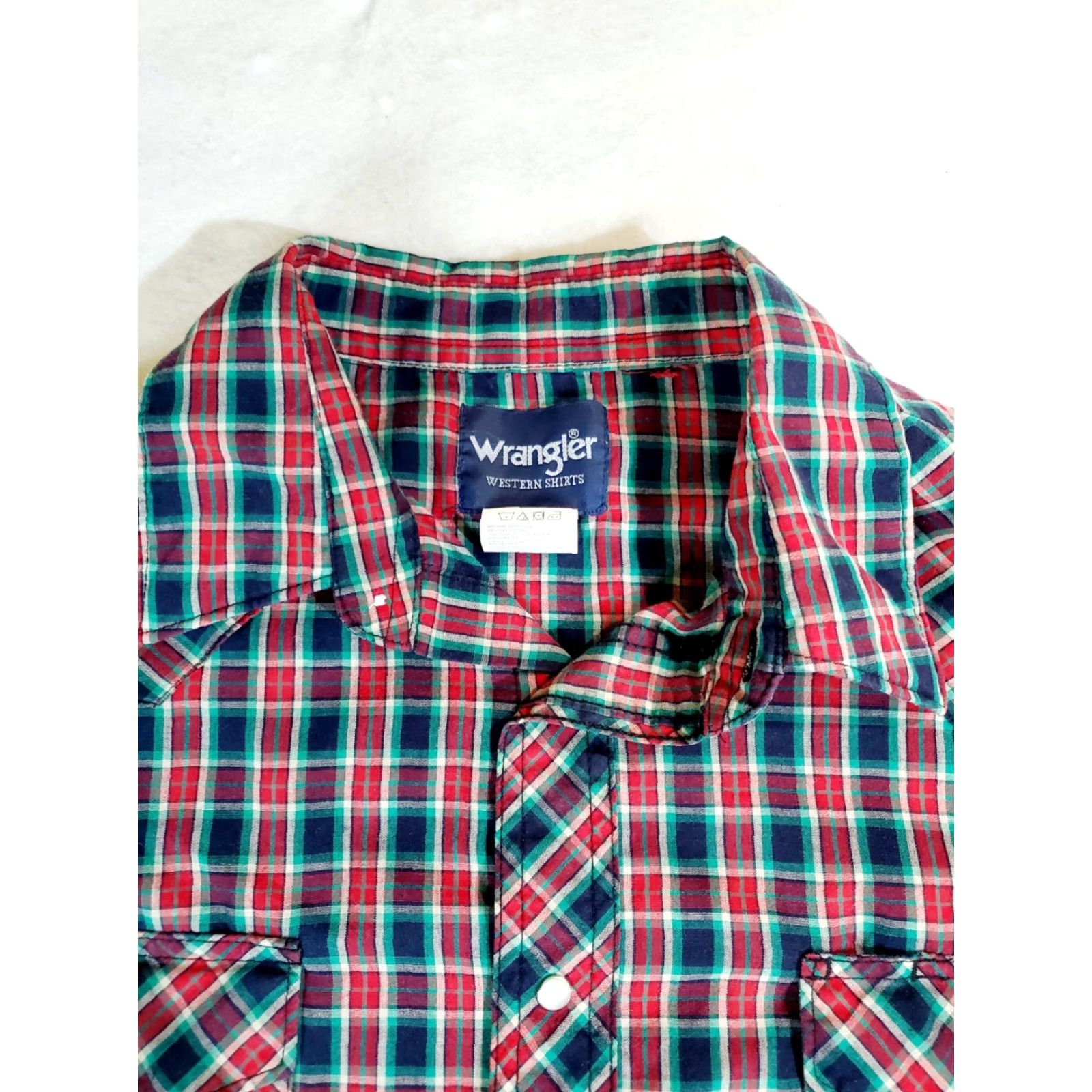 Wrangler Vintage Wrangler Western Pearl Snap Shirt - Long Tails - Red Plaid - Mens Size XL Size US XL / EU 56 / 4 - 5 Thumbnail