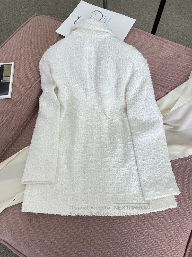 Chanel Chanel Cruise Series Set White Four-pocket Tweed Set Size XS / US 0-2 / IT 36-38 - 2 Thumbnail