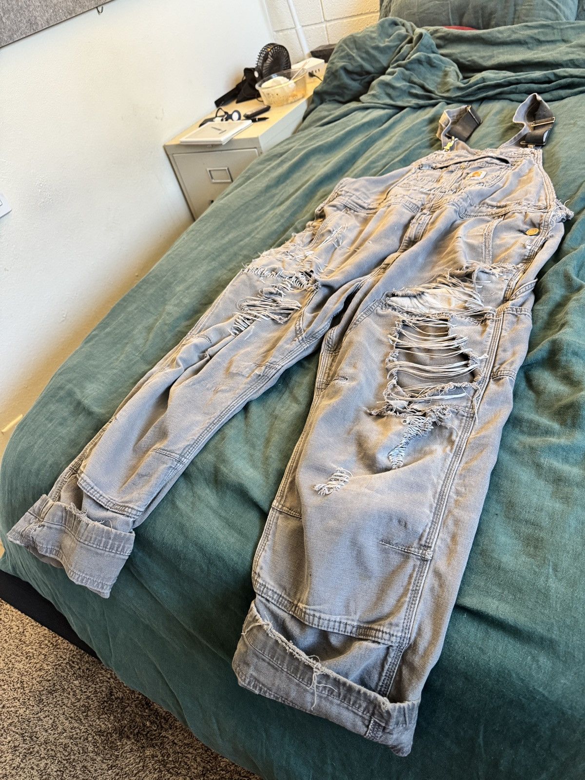 Carhartt 1-of-1 Thrashed Carhartt’s | Apocalyptic Sashiko Faded Gray Size US 38 / EU 54 - 9 Thumbnail