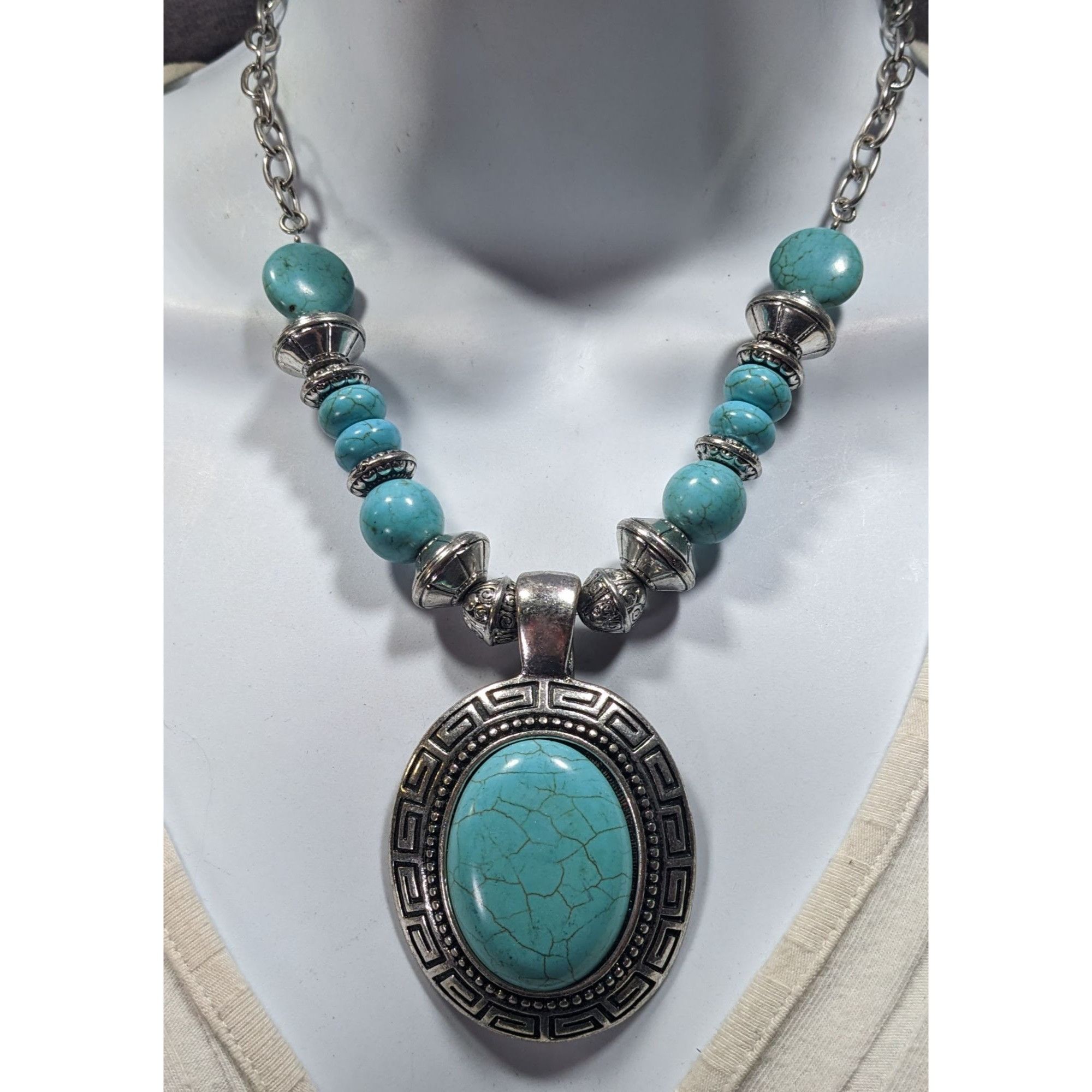 Other Bohemian Faux Turquoise Silver Tone Medallion Necklace Size ONE SIZE - 2 Thumbnail