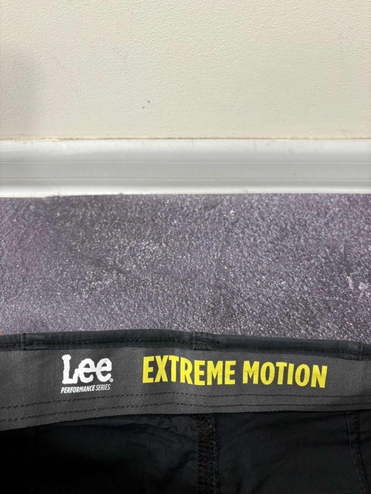 Lee × Vintage Vintage Lee Extreme Motion Black USA Hype Cargo Shorts Size US 29 - 8 Thumbnail