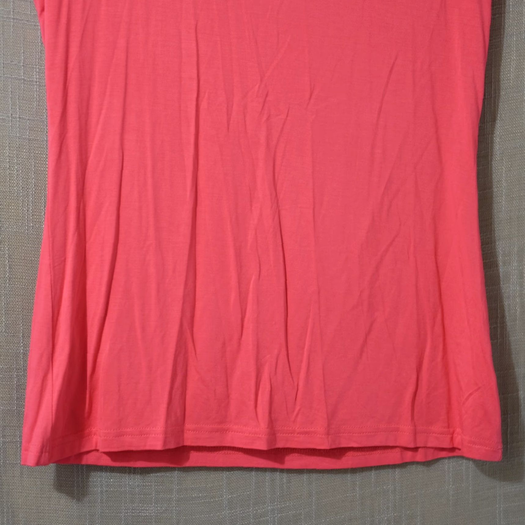 Pinko Herlollychips T-Shirt Womens L Hot Pink V-Neck Cold Shoulder Short Sleeve Nwot! Size 36" / US 14 / IT 50 - 3 Thumbnail