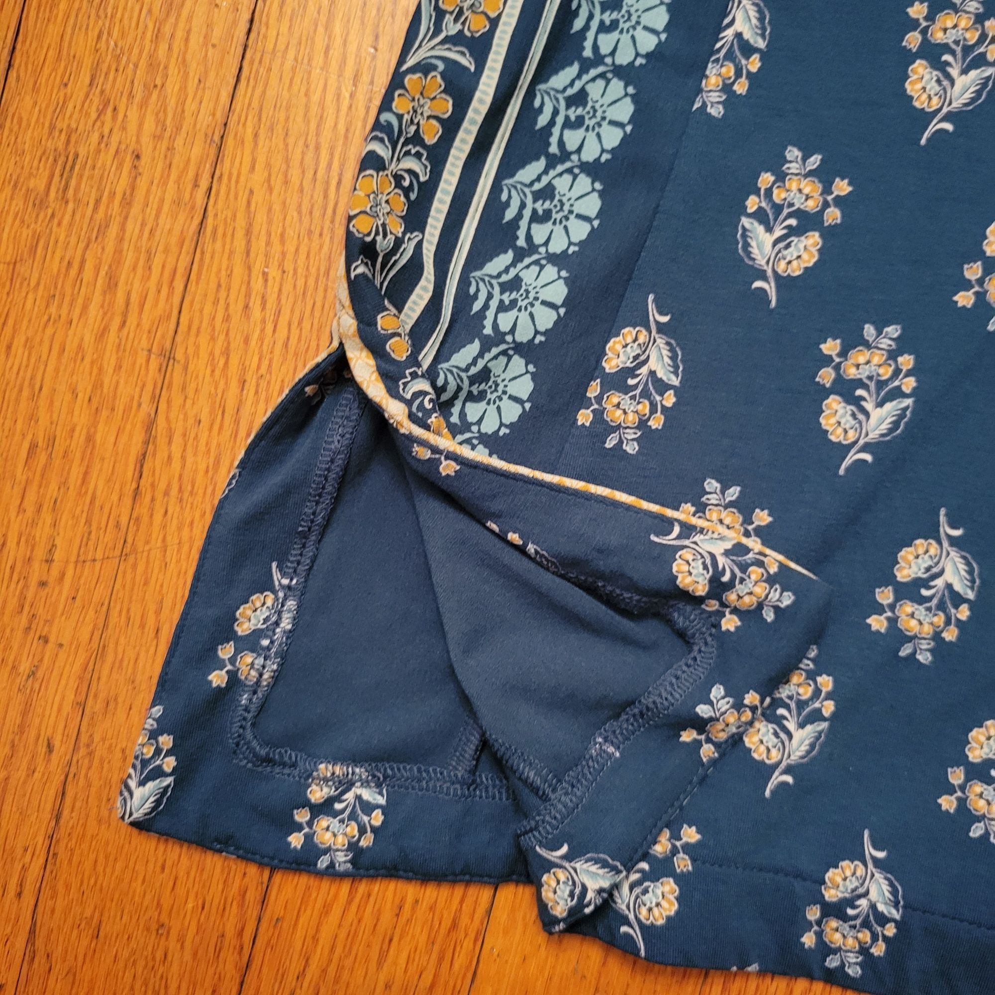 J. Jill J Jill Wearever Layering Tank Blue Yellow Floral Sleeveless Size M / US 6-8 / IT 42-44 - 6 Thumbnail