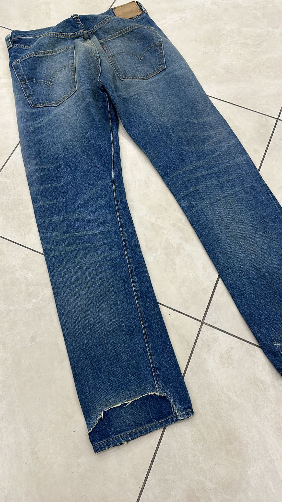 Levi's Vintage Clothing LVC Levi's Vintage Clothing 1947 501XX BigE Selvedge Jeans Size US 32 / EU 48 - 7 Thumbnail