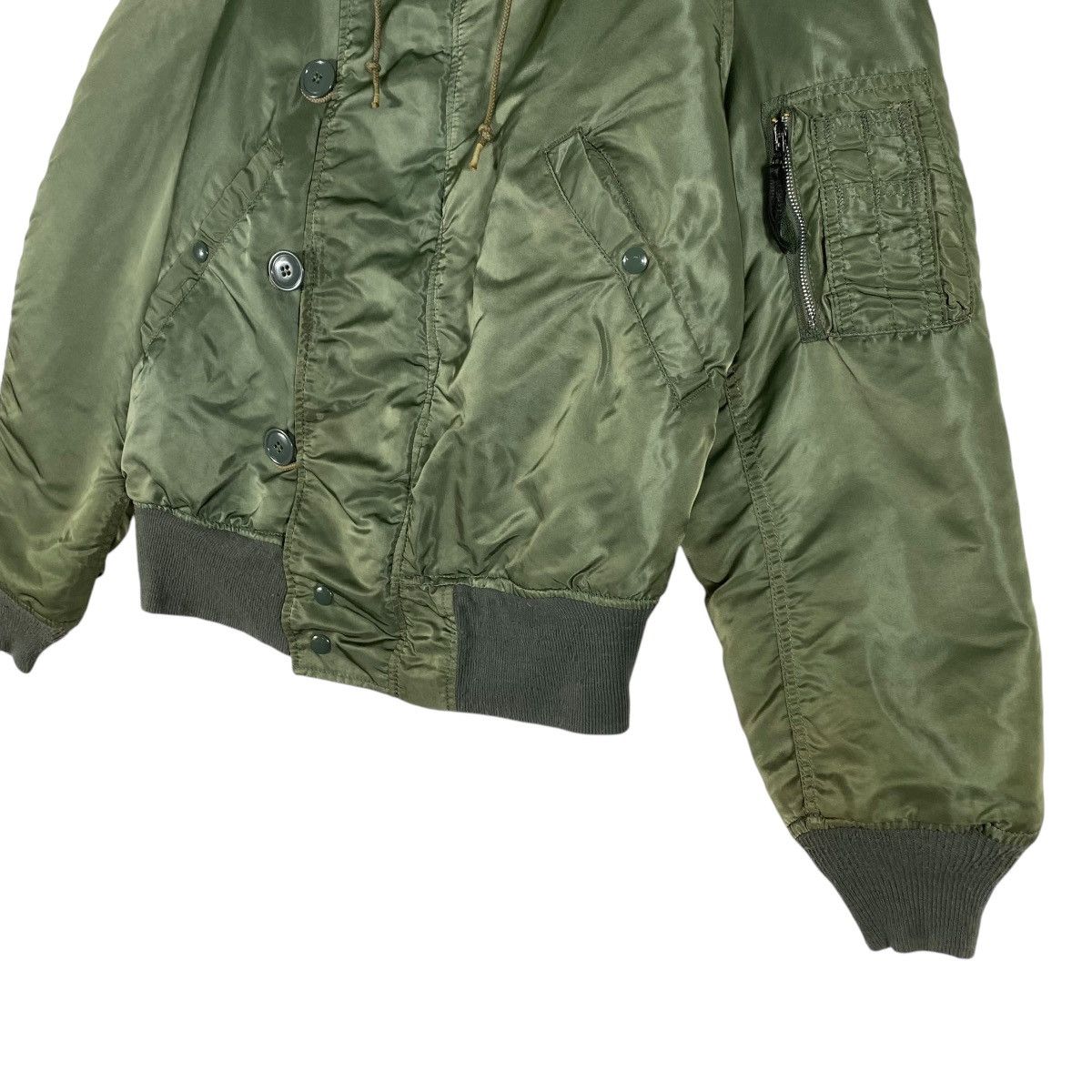 Alpha Industries × Vintage Vintage Alpha Industries Flying Man's Heavy N-2B Bomber Size US S / EU 44-46 / 1 - 4 Thumbnail