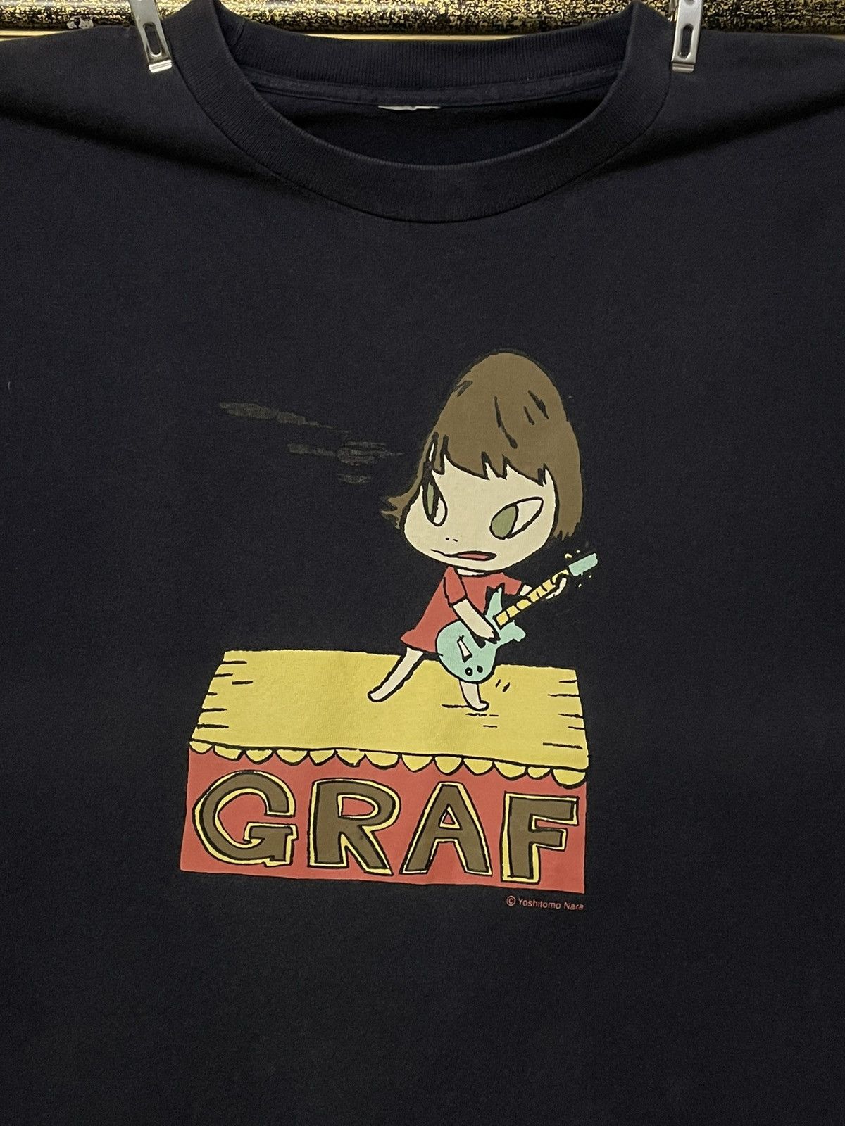 Vintage Vintage Yoshitomo Nara Japan Artist Artwork Guitar Girl Tee Size US M / EU 48-50 / 2 - 3 Thumbnail