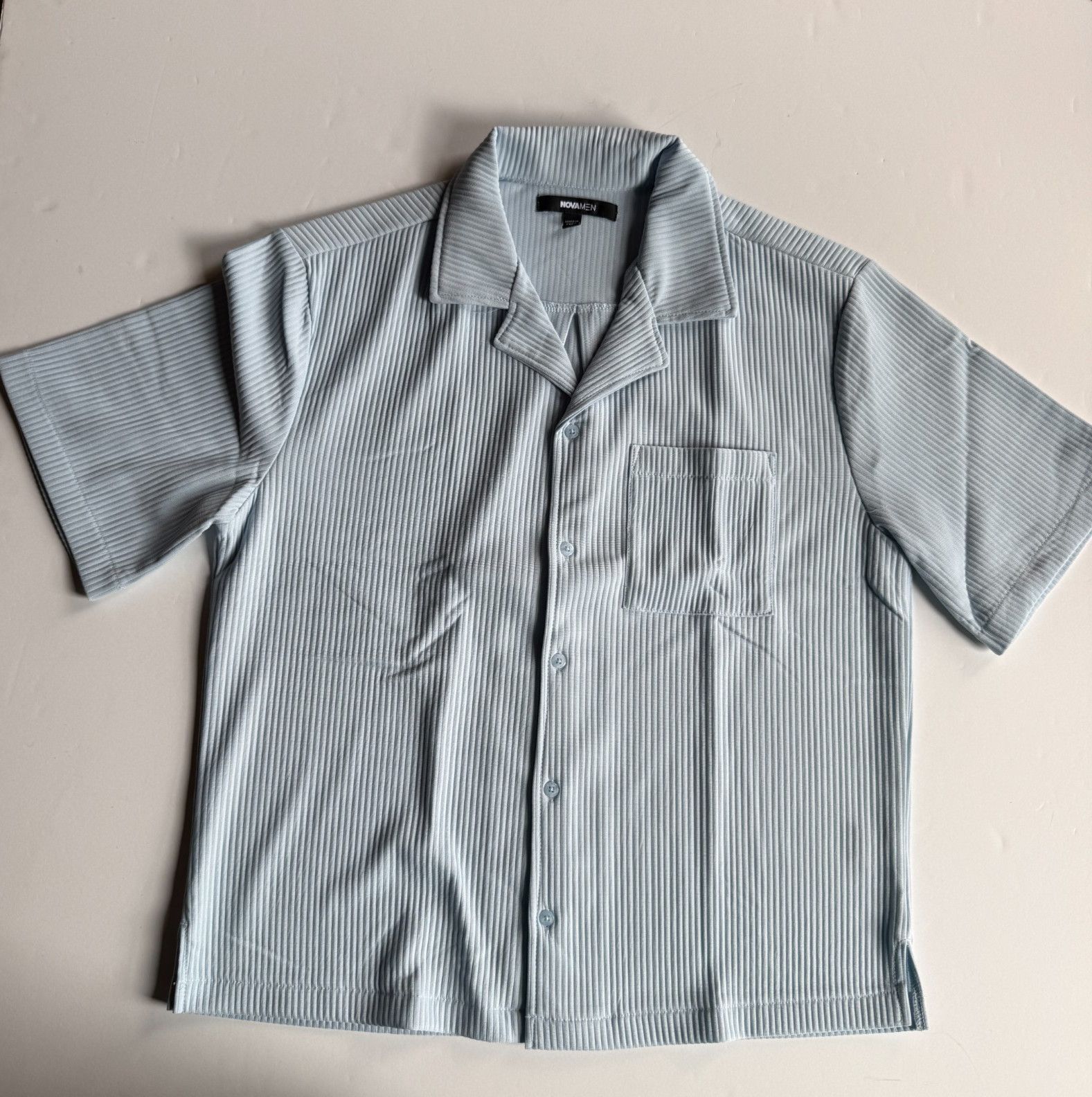 Fashion Nova NOVA MEN Baby Blue Ribbed Button-Up SS Shirt – Men's Medium Size US M / EU 48-50 / 2 - 1 Thumbnail