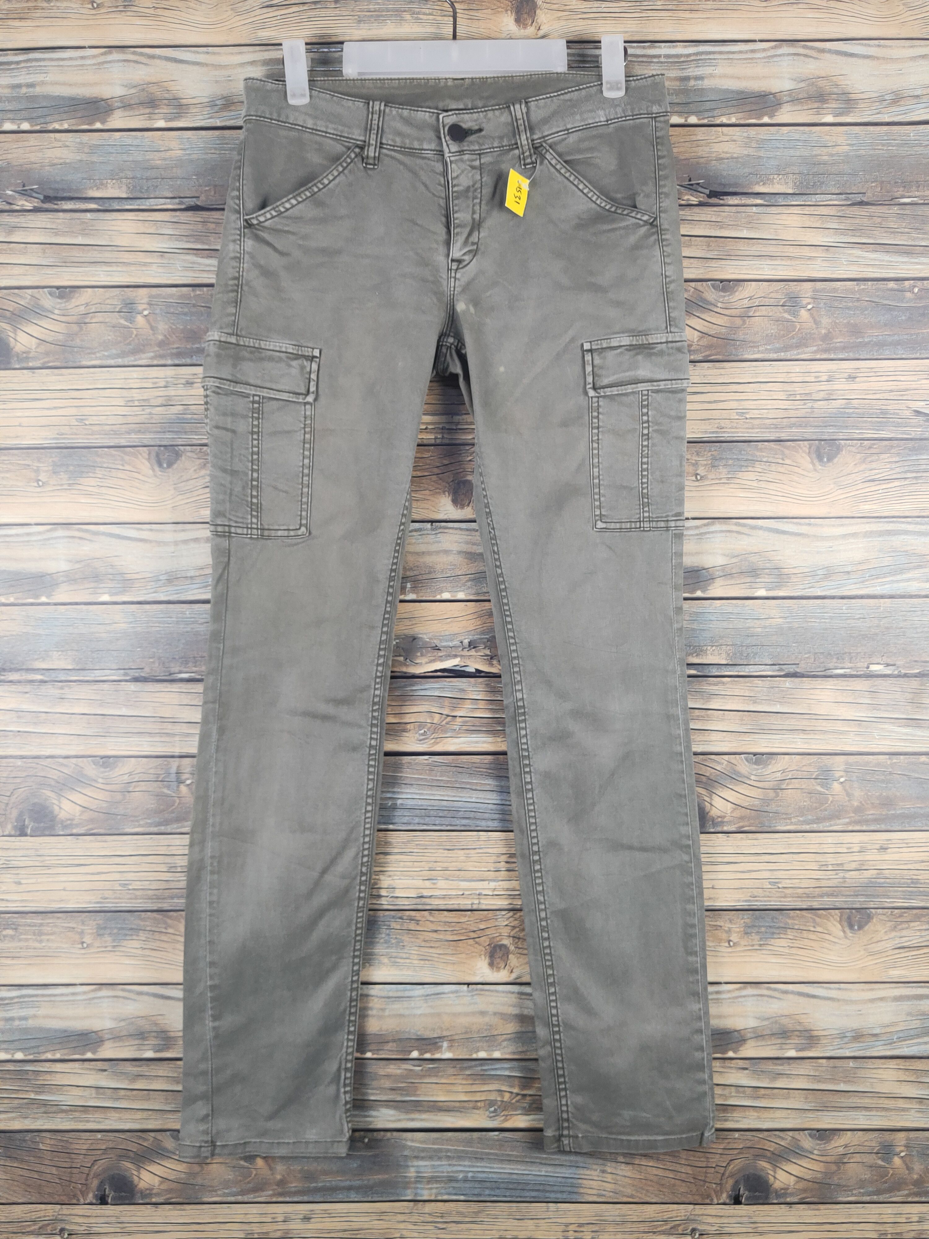 Japanese Brand DL Uniqlo Olive Multipocket Tactical Cargo Pants #1531 Size 28" / US 6 / IT 42 - 1 Thumbnail