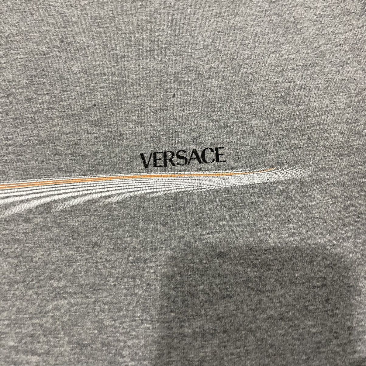 Versace Versace T-shirt Grey With Linear Logo Print Size US M / EU 48-50 / 2 - 5 Thumbnail