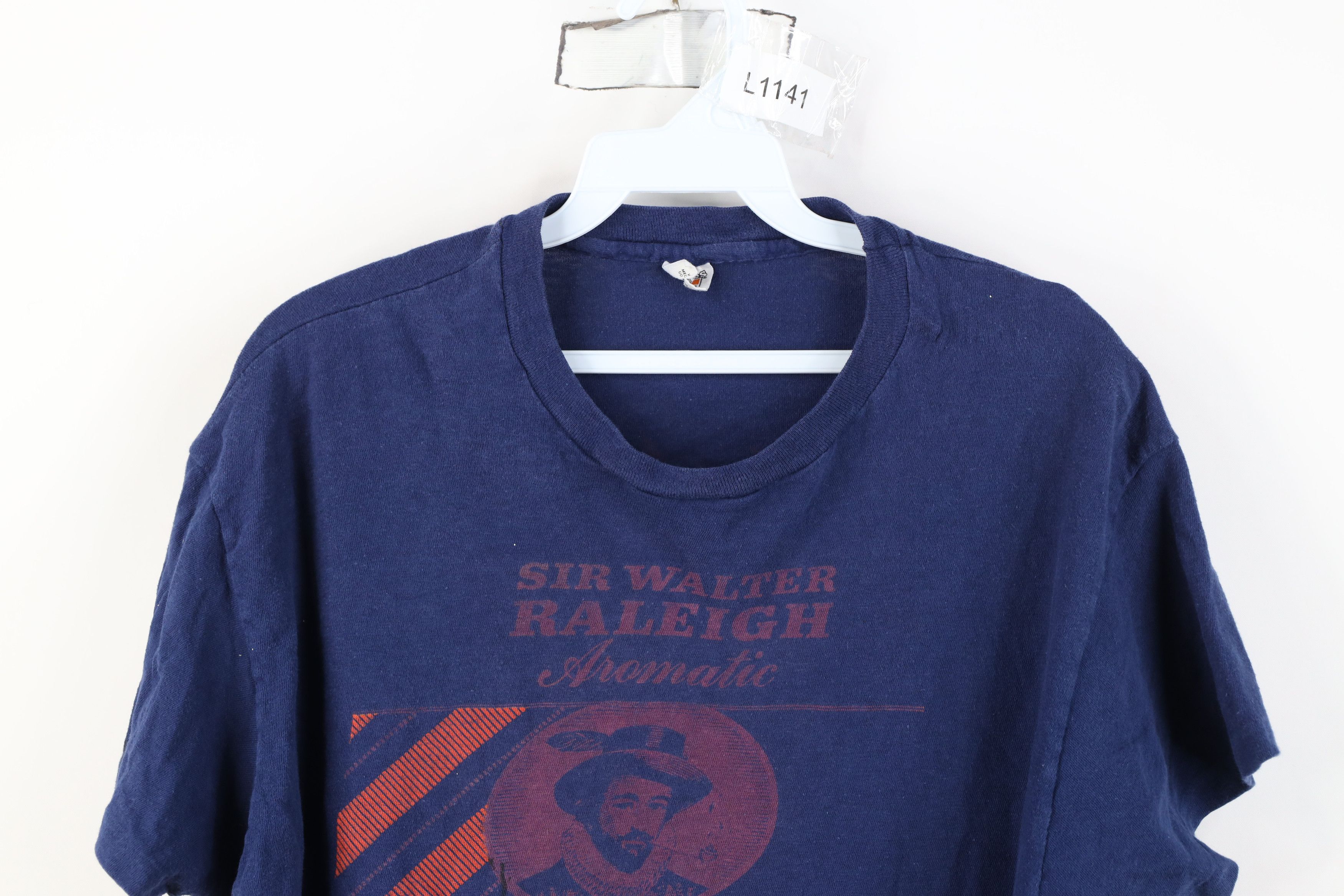 Vintage Vintage 80s Walter Raleigh Aromatic Tobacco T-Shirt Blue USA Size US XL / EU 56 / 4 - 2 Thumbnail