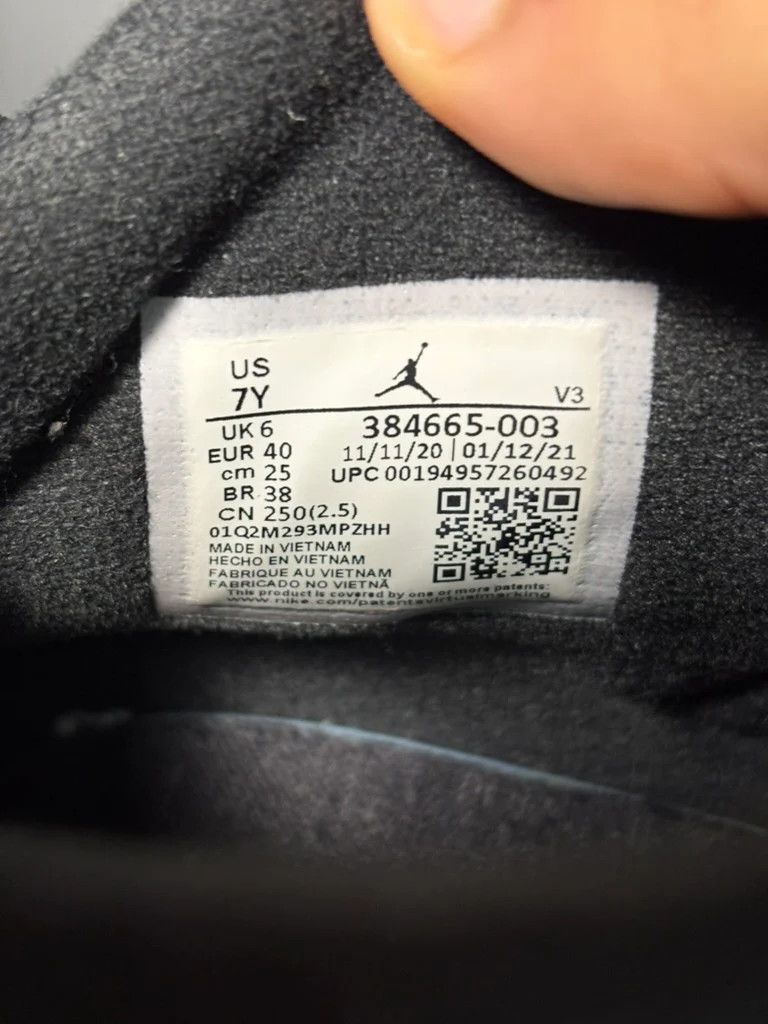 Jordan Brand AirJordan 6 "Electric Green" (GS) **PRE OWNED** REP. BOX Size US 7 / EU 40 - 6 Thumbnail