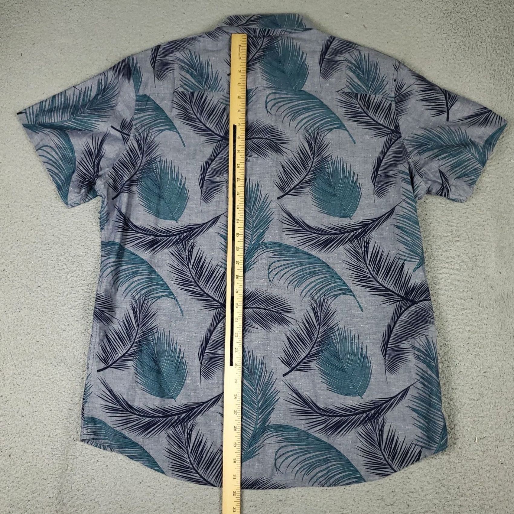 TravisMathew Travis Mathew Shirt Mens XL Blue Leaf Print Button Up Short Sleeve Size US XL / EU 56 / 4 - 3 Thumbnail