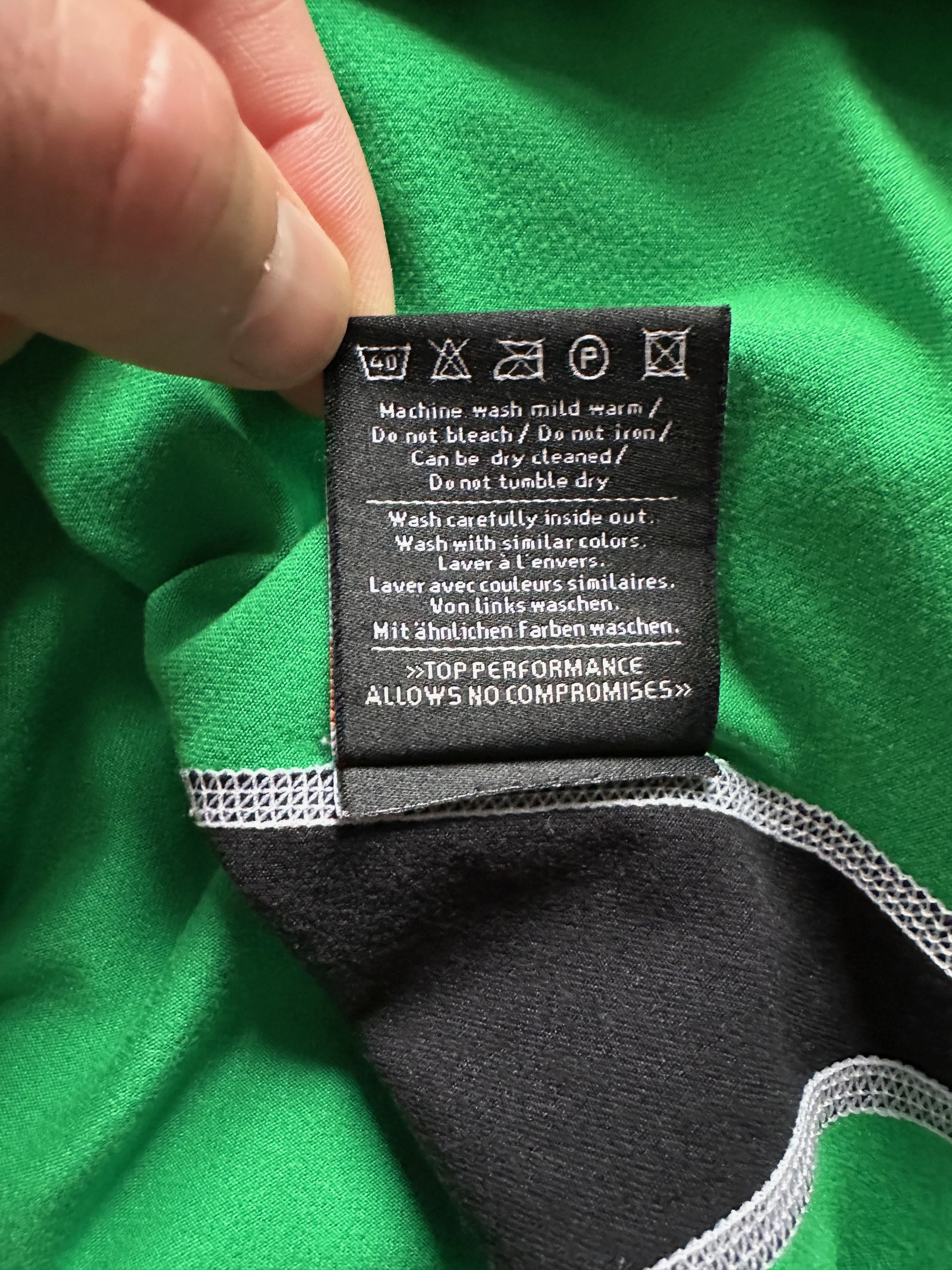 KJUS KJUS 1/2 zip pullover black thermal outdoor gorpcore Size US S / EU 44-46 / 1 - 7 Thumbnail