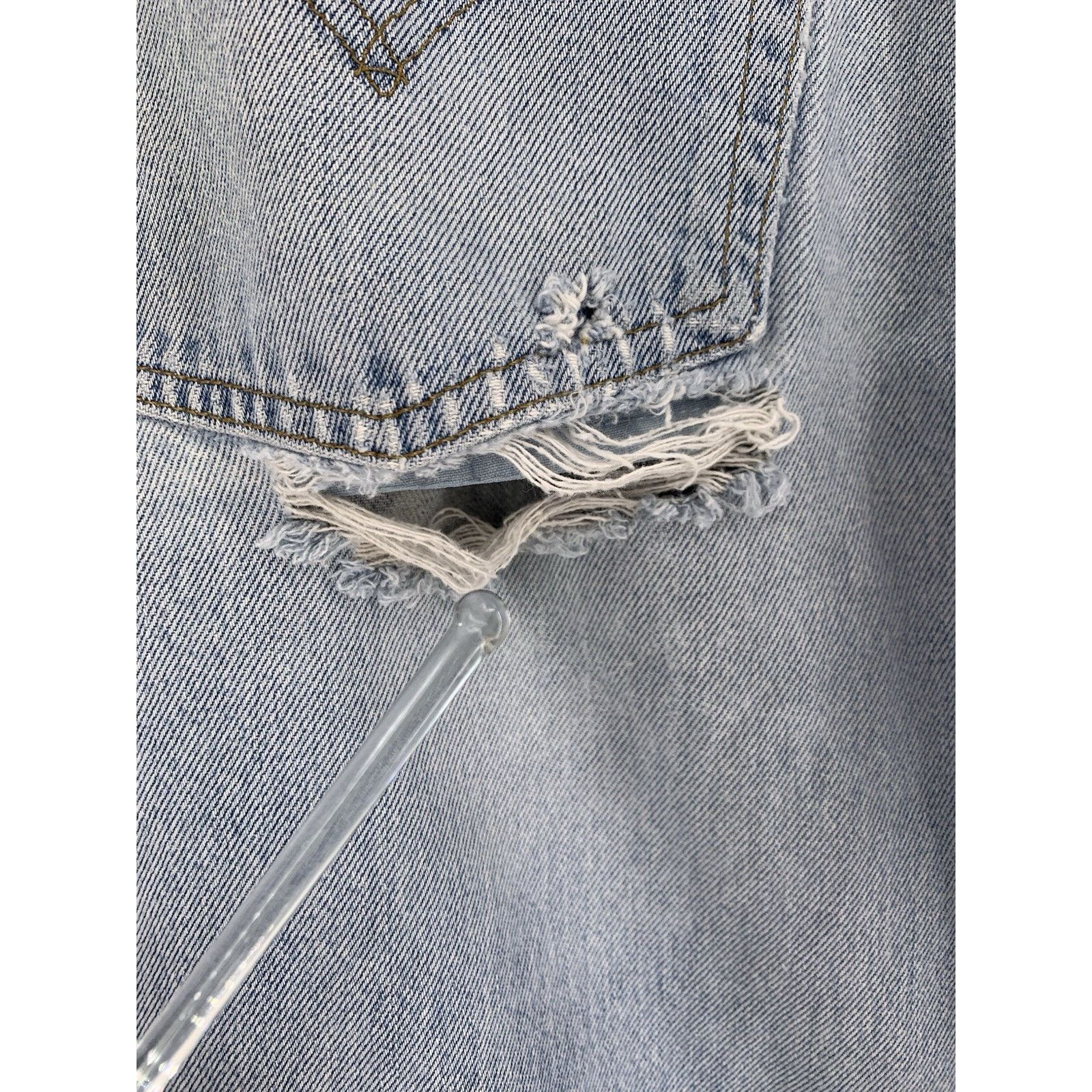 Levi's VTG Levi's 501 Button Fly 36x30" Jeans USA MADE Distressed Size US 36 / EU 52 - 10 Thumbnail