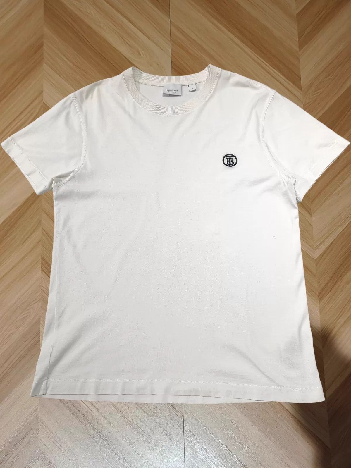 Burberry Burberry 99 New SS T-shirt M Size M / US 6-8 / IT 42-44 - 1 Thumbnail