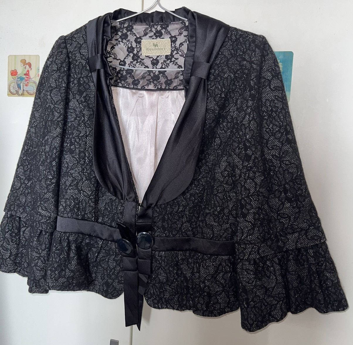 Miu Miu Blommsbury lace gothic blazer 🥀🖤 Size S / US 4 / IT 40 - 5 Thumbnail