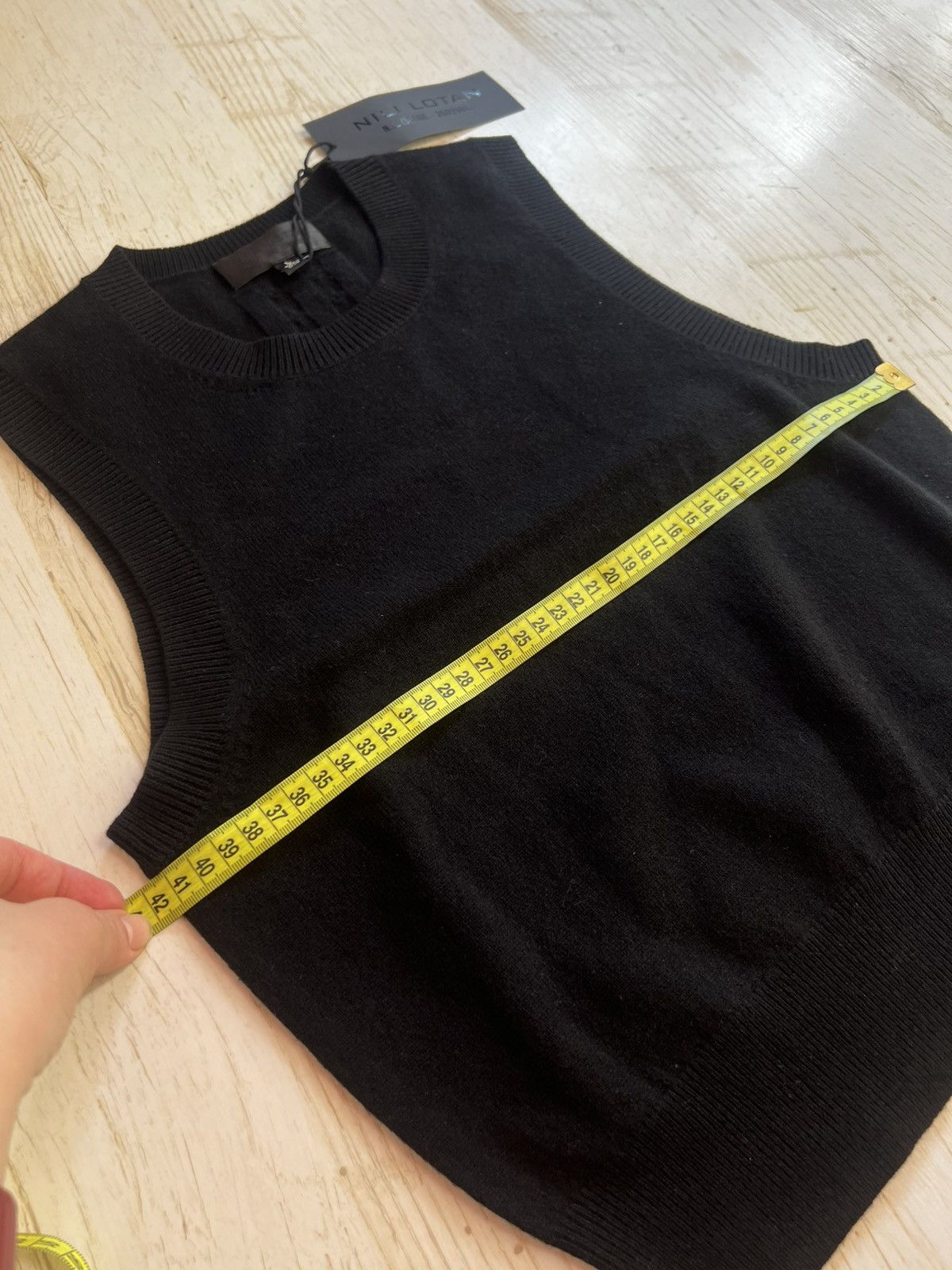 Nili Lotan Nili Lotan Cashmere May Sweater Tank Top Size L NWT Size L / US 10 / IT 46 - 12 Thumbnail