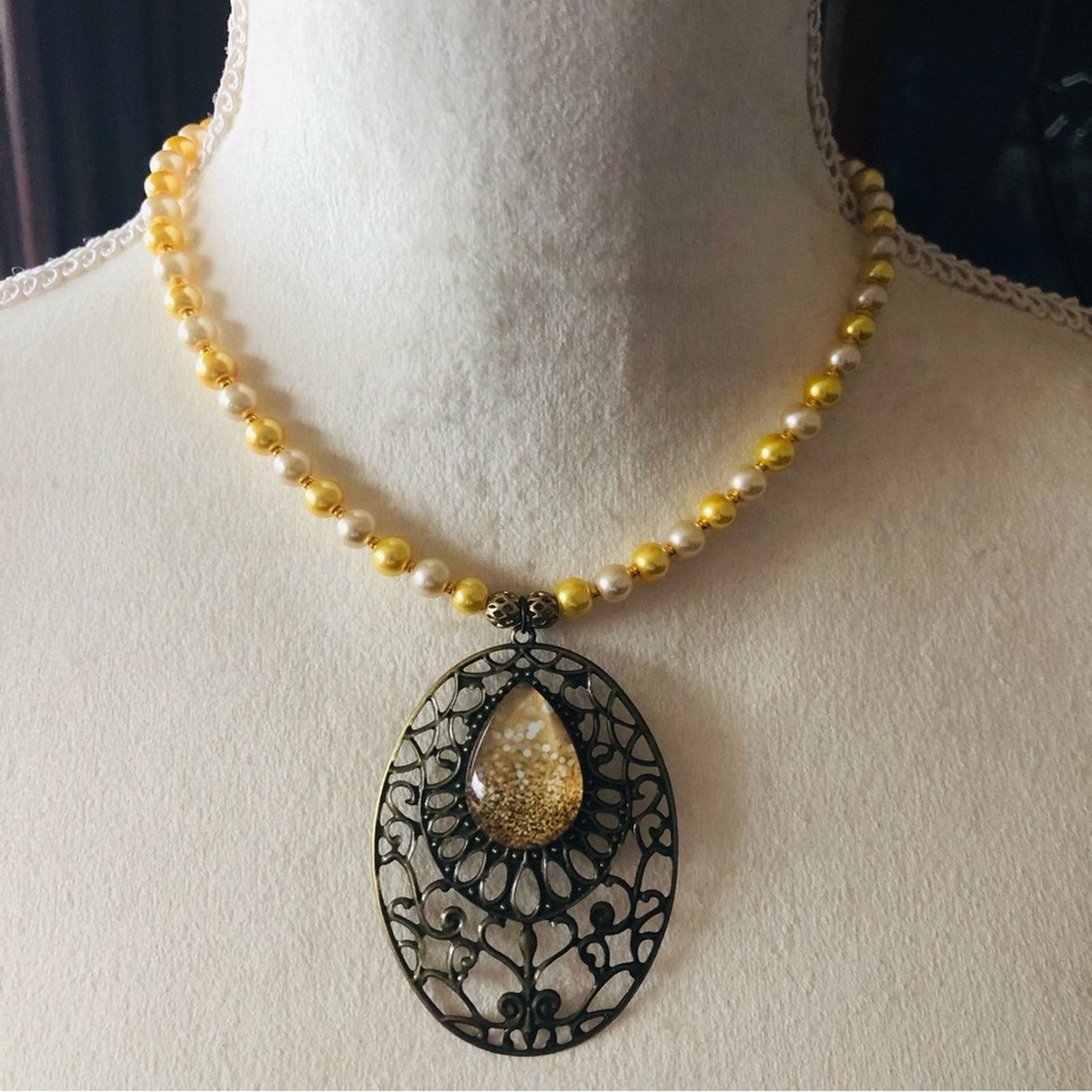 Handmade Handcrafted repurpose large filigree Pearl necklace Size ONE SIZE - 2 Thumbnail