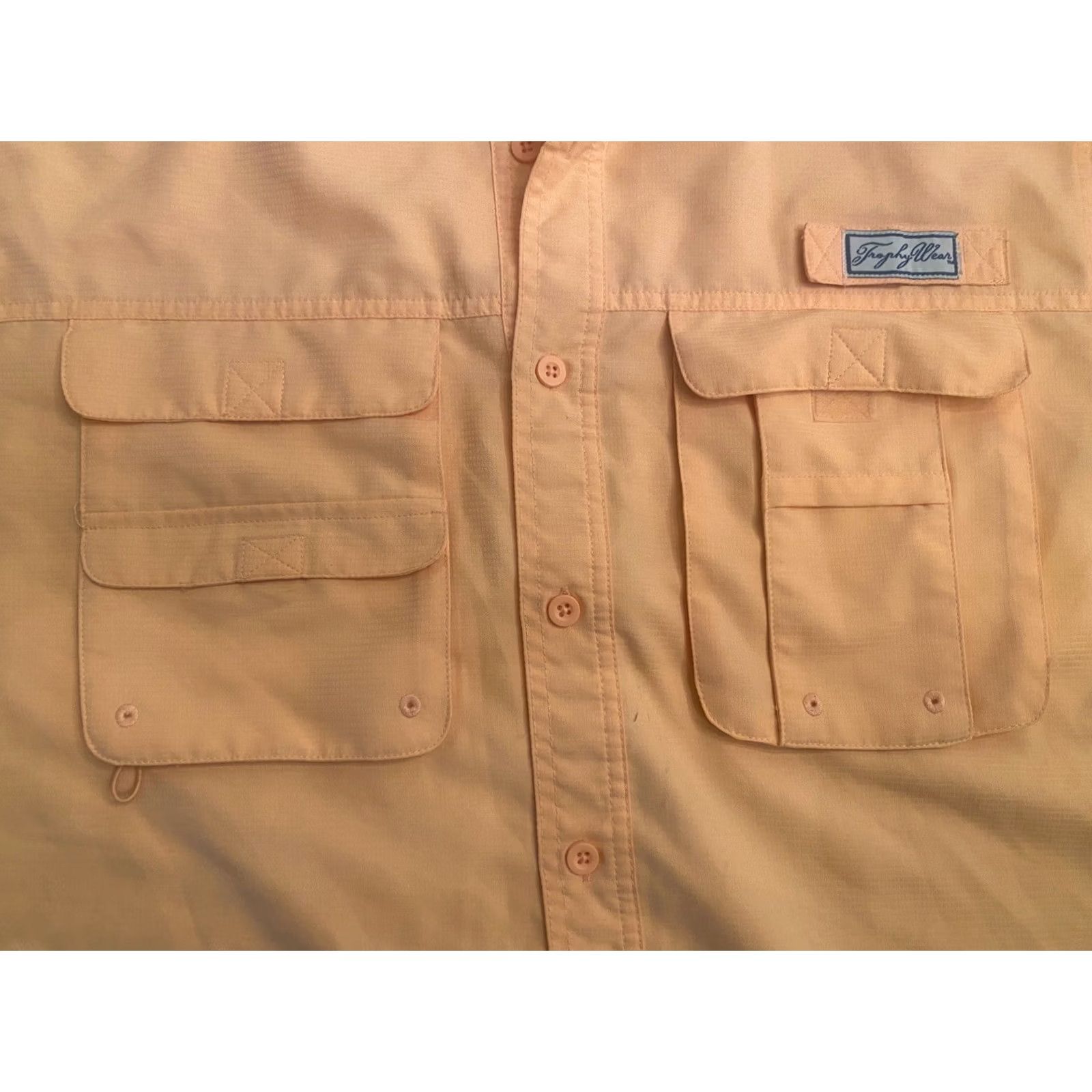 Vintage TROPHY WEAR Casual SS Vented Fishing Shirt Mens Medium Peach Orange Polyester Shirt Men Short Sleeve Button-Up Peach Orange Fish Size US M / EU 48-50 / 2 - 6 Thumbnail