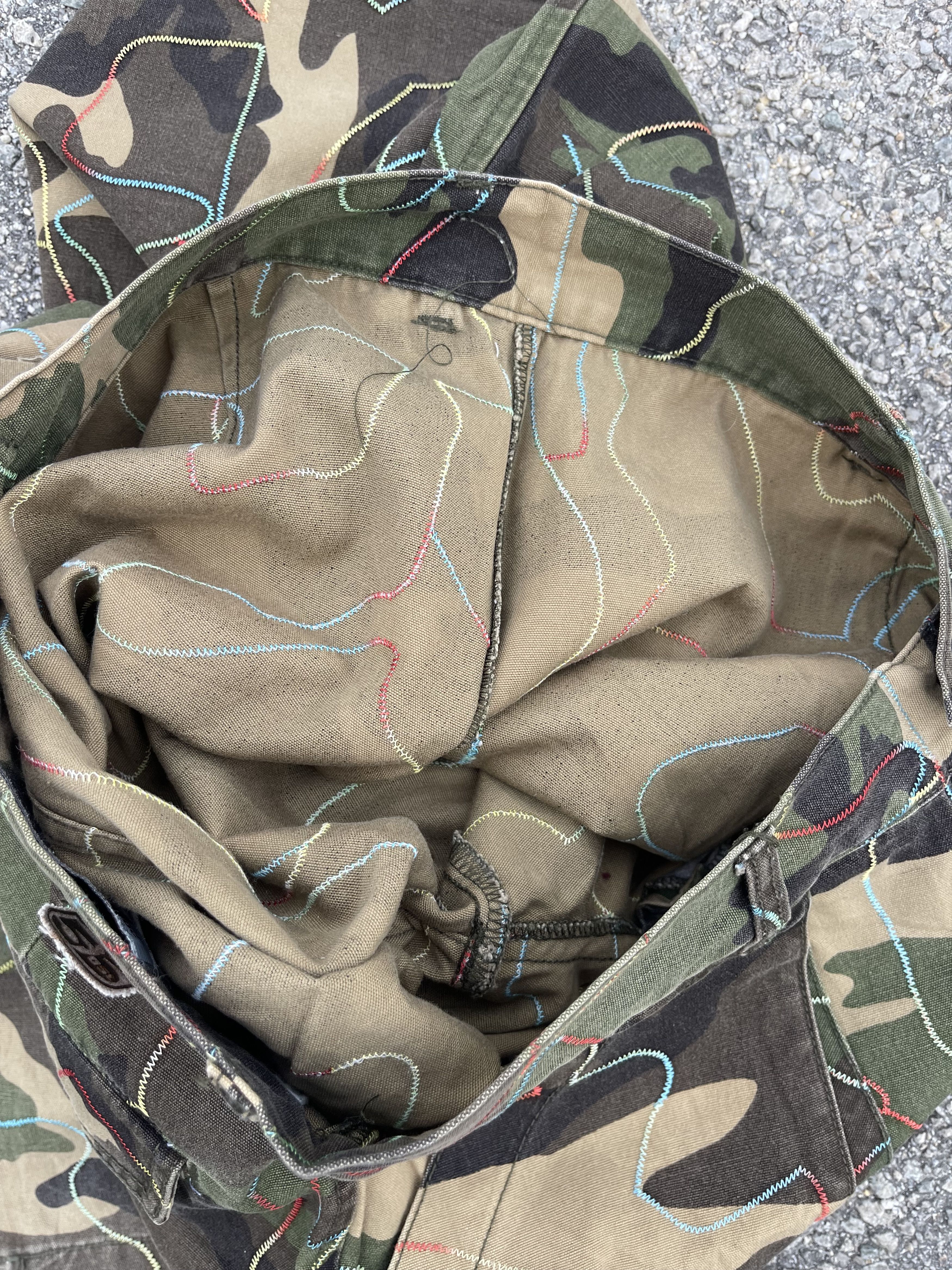 55DSL × Le Grande Bleu (L.G.B.) Army Camouflage Cargo Rainbow Embroidery Stitching Size US 30 / EU 46 - 19 Thumbnail