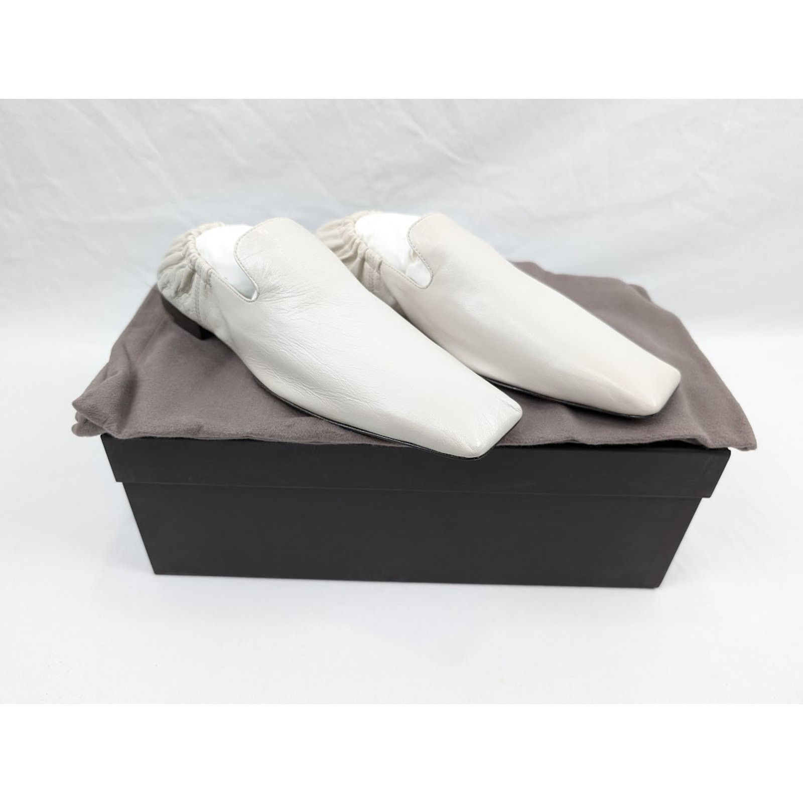 Bottega Veneta o1rshd1 Rubber Sole / Leather Crunch Lux Shoes in Trench Sh Size US 8.5 / EU 41-42 - 23 Thumbnail