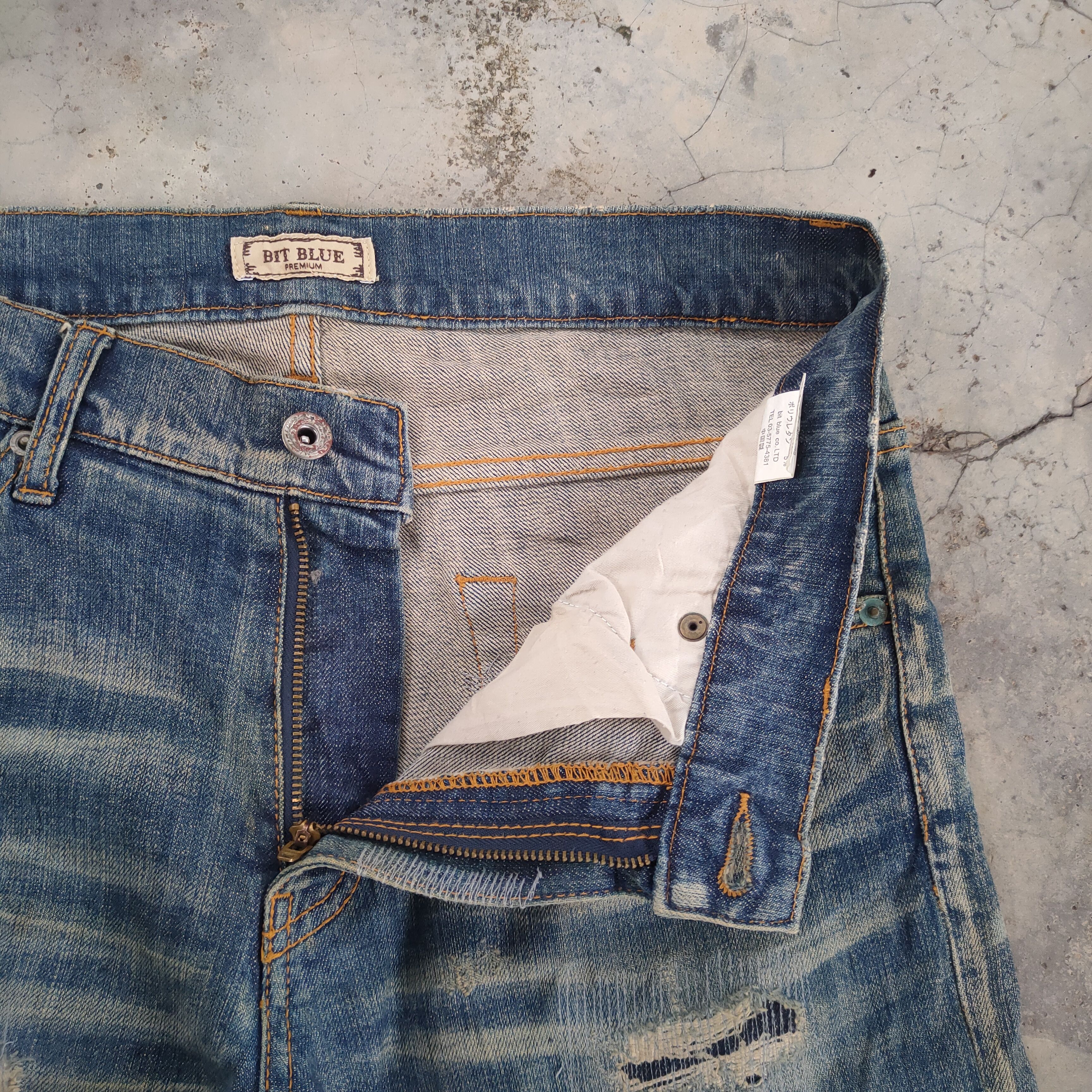 Japanese Brand W30 VINTAGE BIT BLUE SKINNY RIPPED JEANS DENIM PANTS Size US 30 / EU 46 - 8 Thumbnail