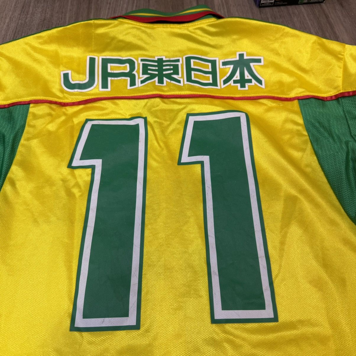 Japanese Brand × Mizuno JEF United 99/00 home shirt #11 with signature Size US L / EU 52-54 / 3 - 5 Thumbnail