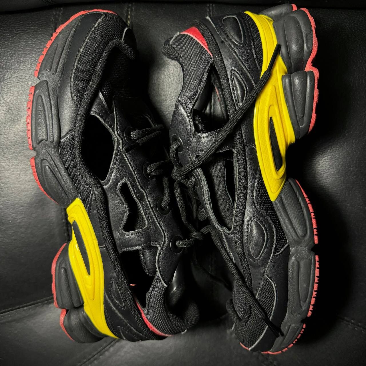 Adidas × Raf Simons Adidas Raf Simons Ozweego Replicant Black Size US 7 / EU 40 - 4 Thumbnail