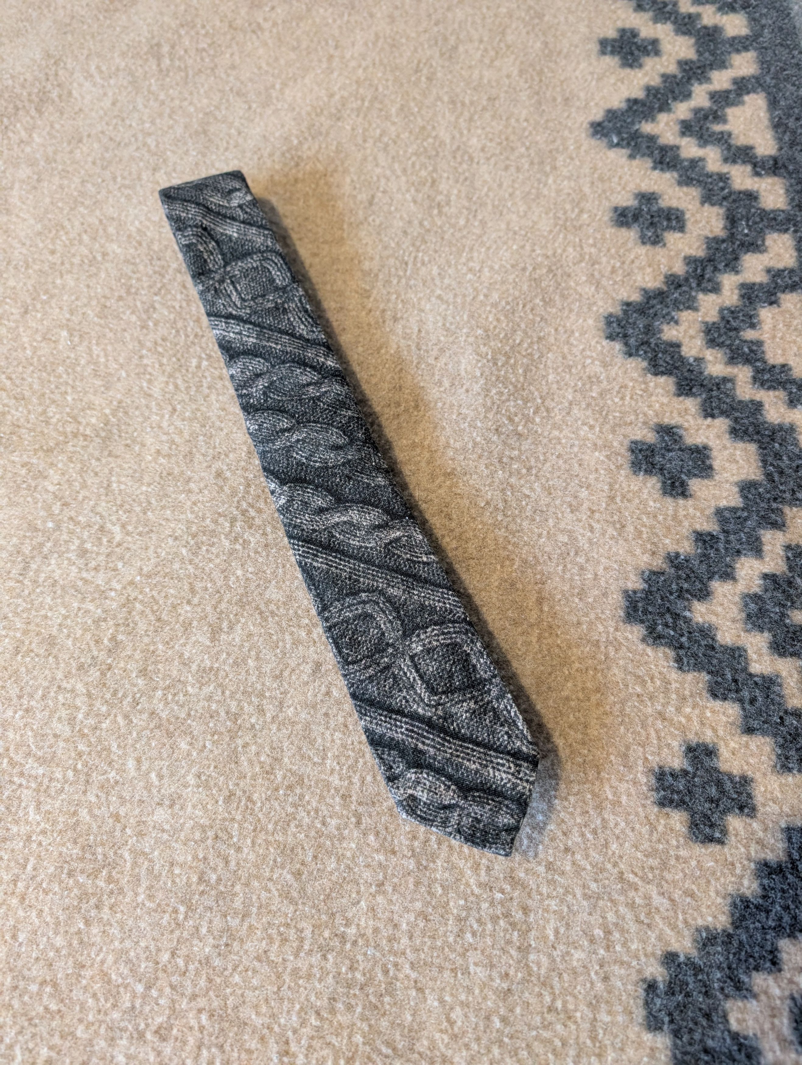 Gitman Bros. Vintage Cable Knit Printed Tie Skinny 58 X 2.25 Grey Made In USA Size ONE SIZE - 6 Thumbnail