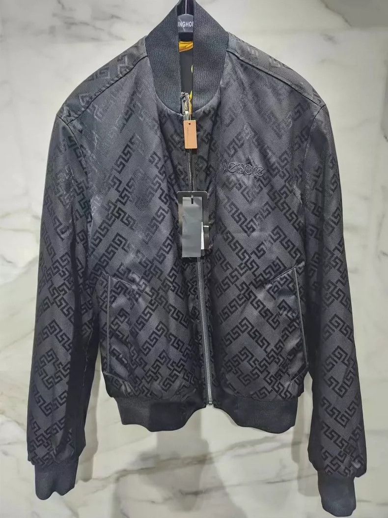 Versace Versace Puffed jacket coat Size US L / EU 52-54 / 3 - 4 Thumbnail