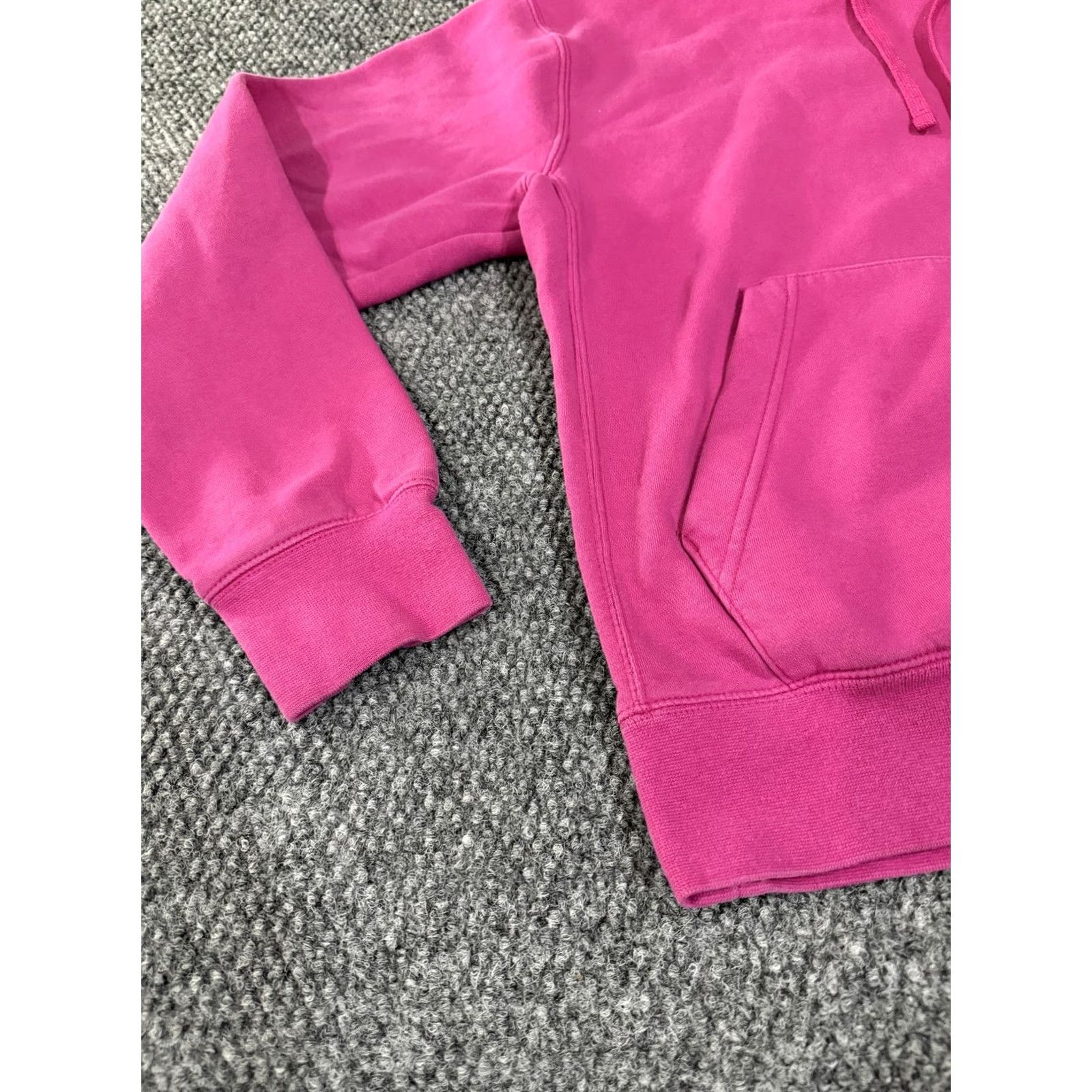 Nike Nike Hoodie Mens S Pink Pullover Fleece Sweatshirt Kangaroo Pocket Swoosh Size US S / EU 44-46 / 1 - 3 Thumbnail