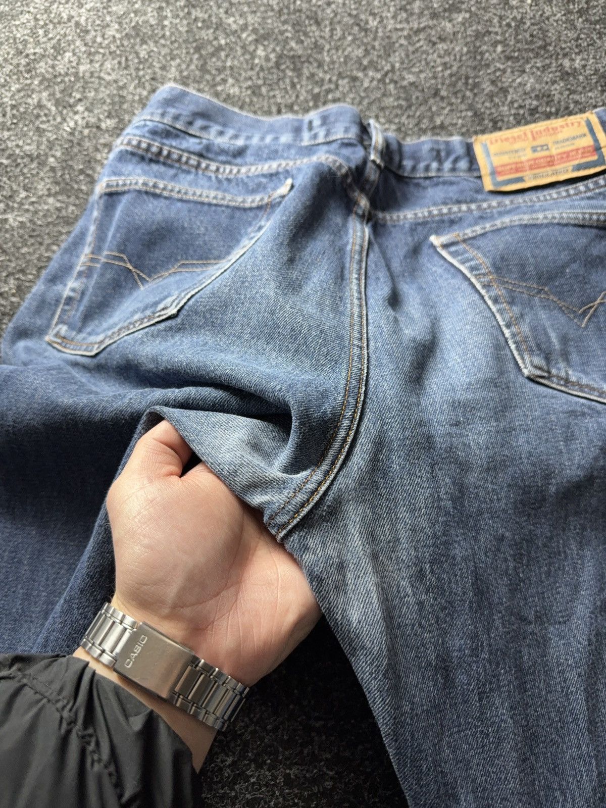 Diesel Luxury 90s Y2K Diesel Industry Made in Italy Straight Jeans Size US 36 / EU 52 - 20 Thumbnail