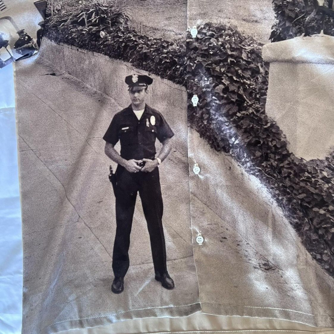 Other Emo Nite Police Short Sleeve Button Up Size US M / EU 48-50 / 2 - 4 Thumbnail