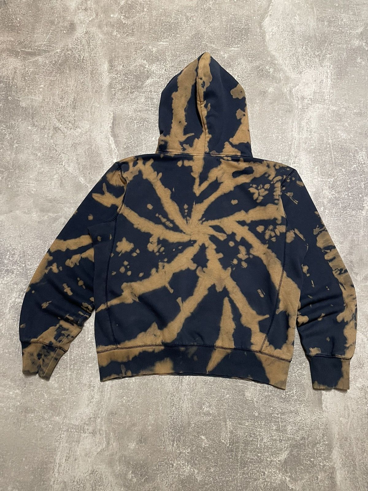 Nike Vintage Nike Swoosh Logo Custom Tie Dye Hoodie Size US M / EU 48-50 / 2 - 2 Thumbnail